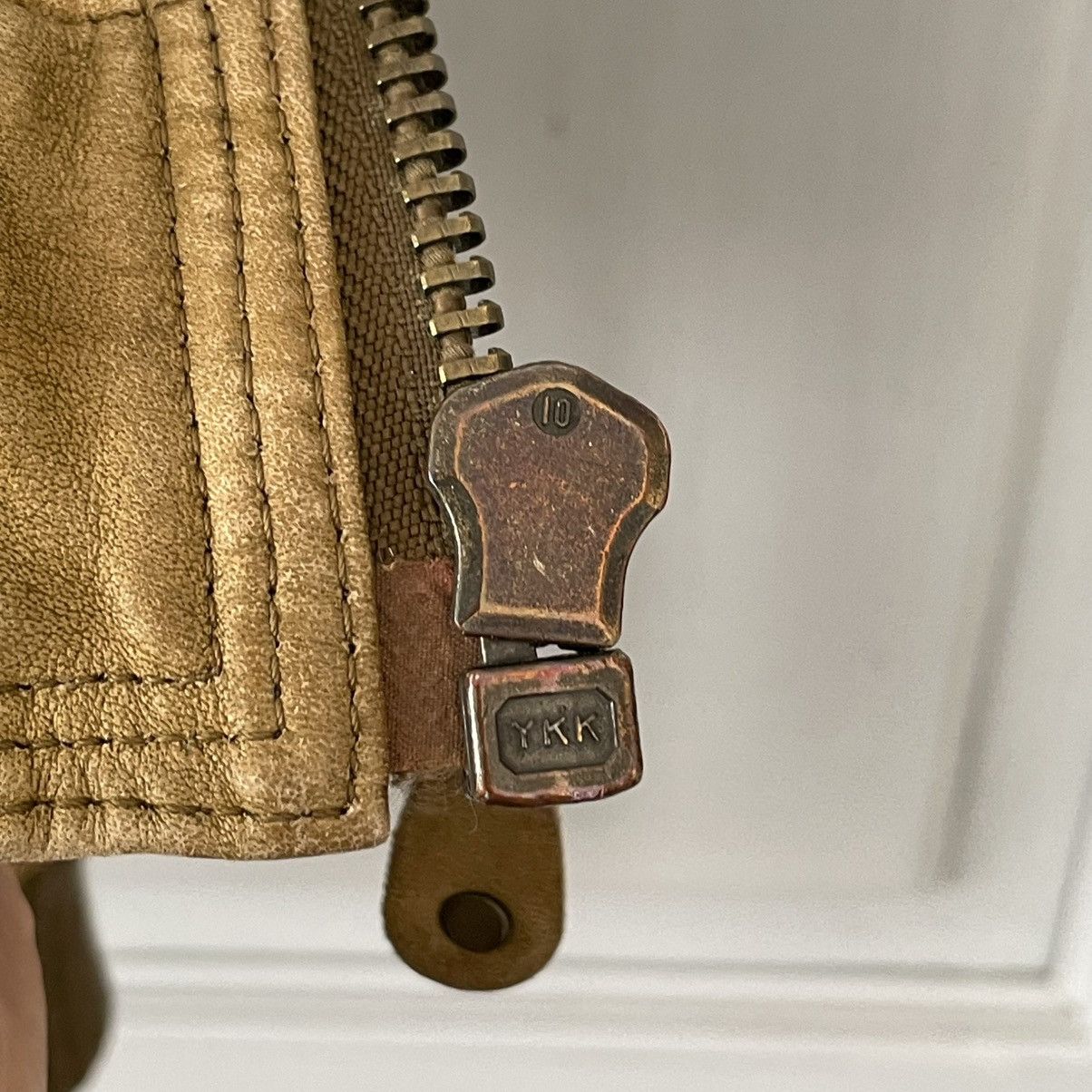 Vintage Yellow Distressed leather jacket Y2K sz M