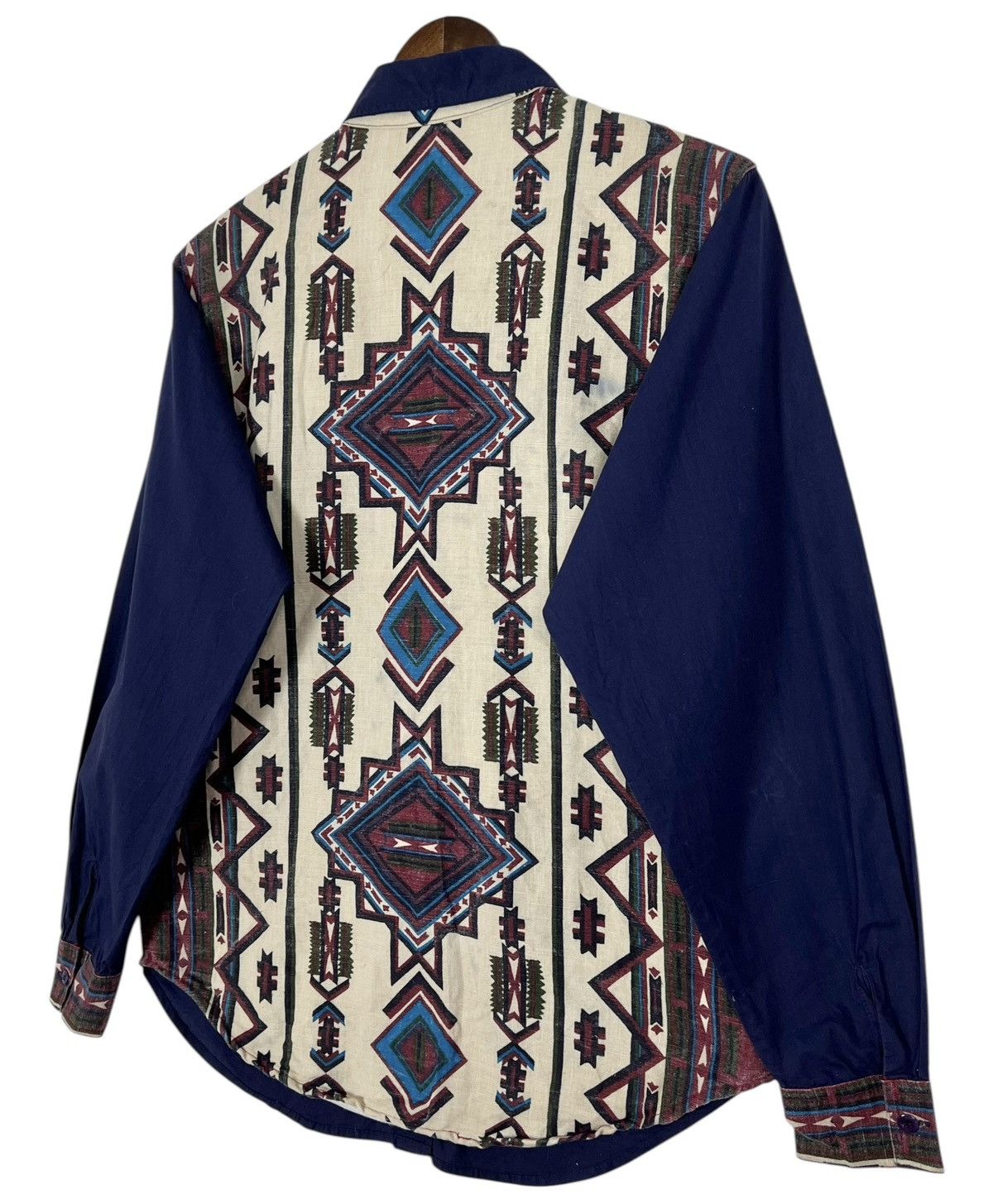 Vintage Vintage Aztec Navajo Western Button Up Shirt Size US M / EU 48-50 / 2 - 4 Thumbnail