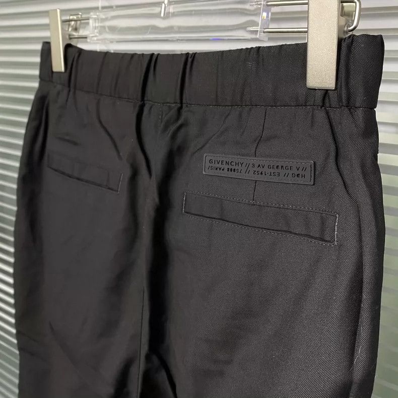 Givenchy Givenchy Size 46Cargo pants, casual trousers, multiple pock Size US 31 - 5 Thumbnail