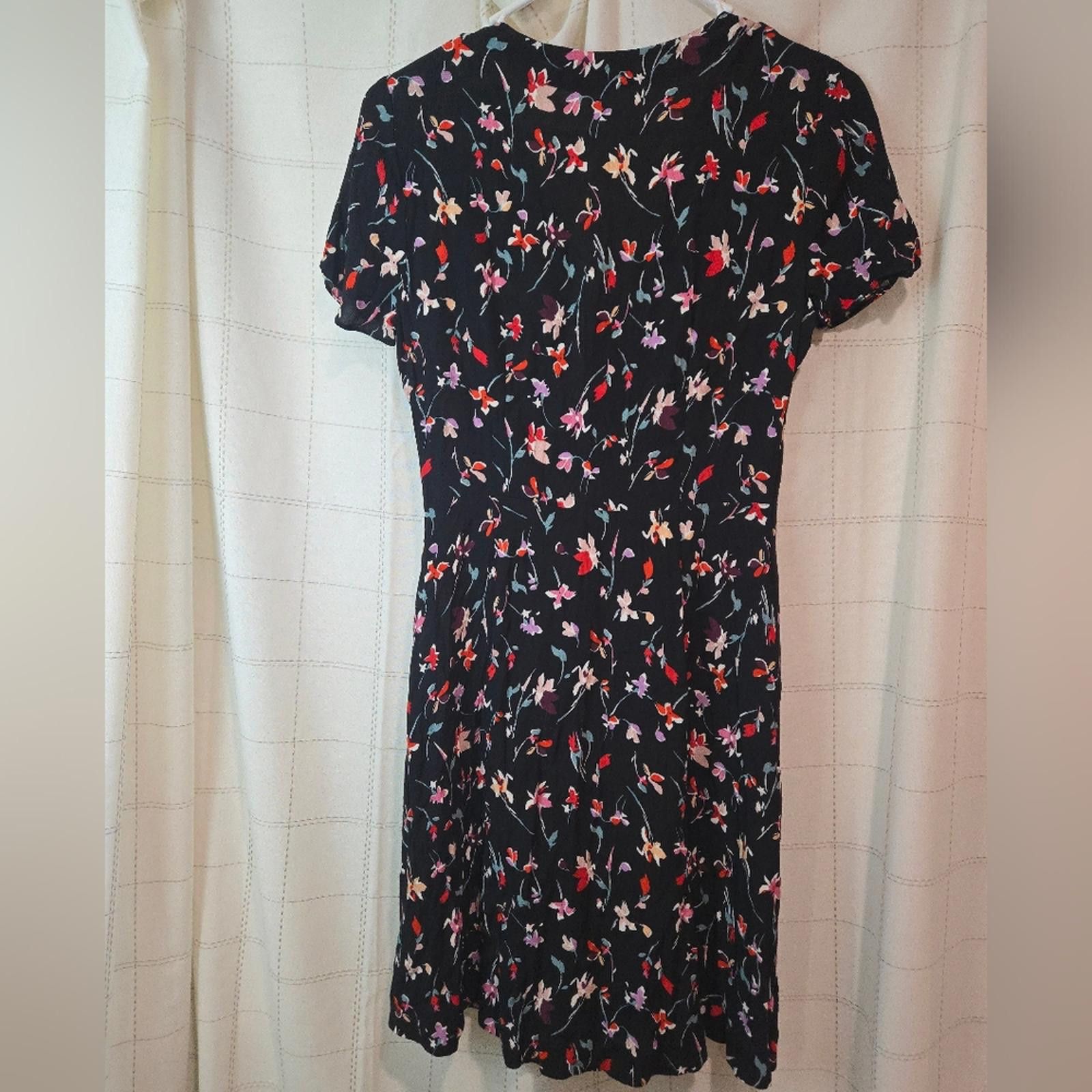 Madewell Madewell V-Neck Button-Front Mini Dress in Drifting Flowers Size XS / US 0-2 / IT 36-38 - 6 Thumbnail