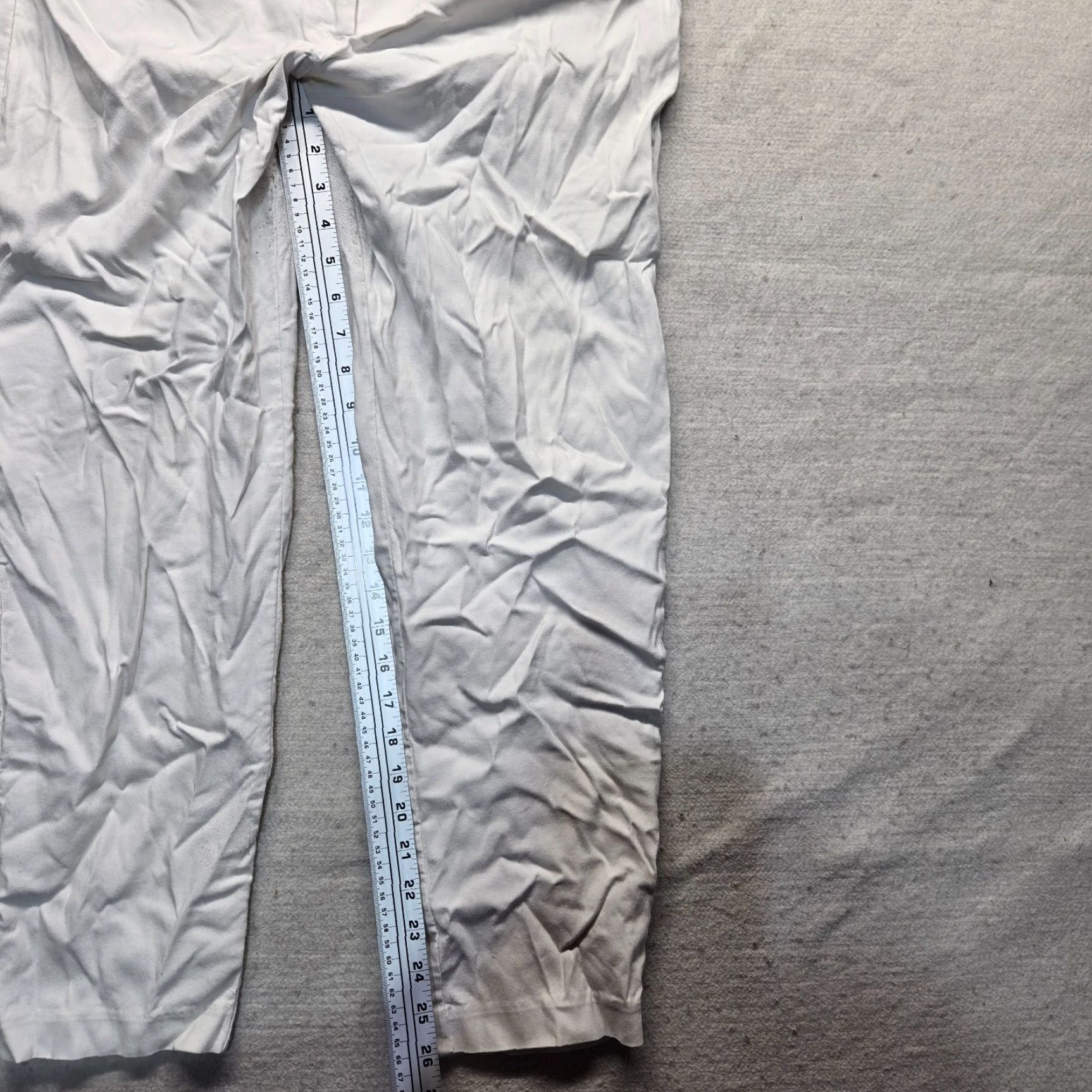 Vintage VINTAGE Retrology Women's Chino Pants Cropped Tapered Leg Solid White Size 16 Casual Size 38" / US 16 / IT 52 - 7 Thumbnail