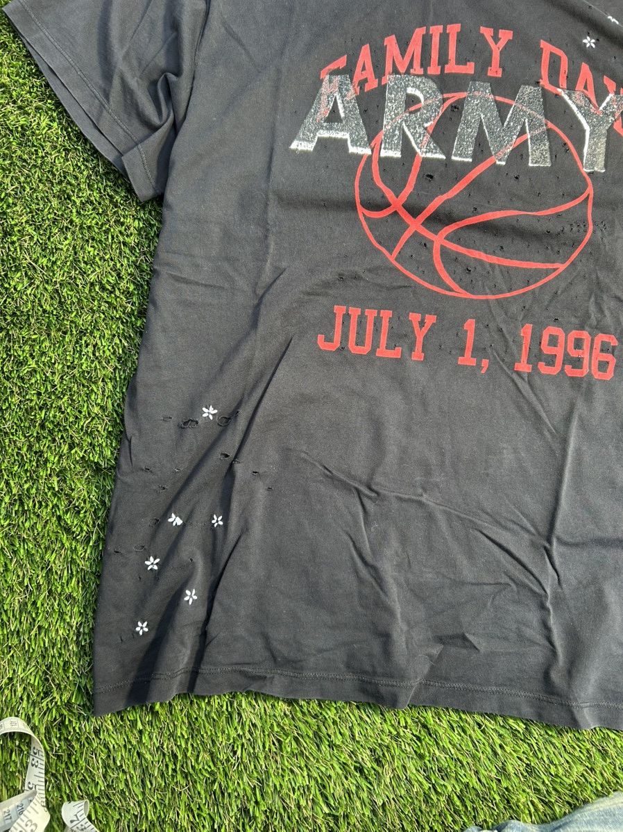 Amiri Amiri Distressed Basketball Family Day Black Tee Size US XXL / EU 58 / 5 - 3 Thumbnail