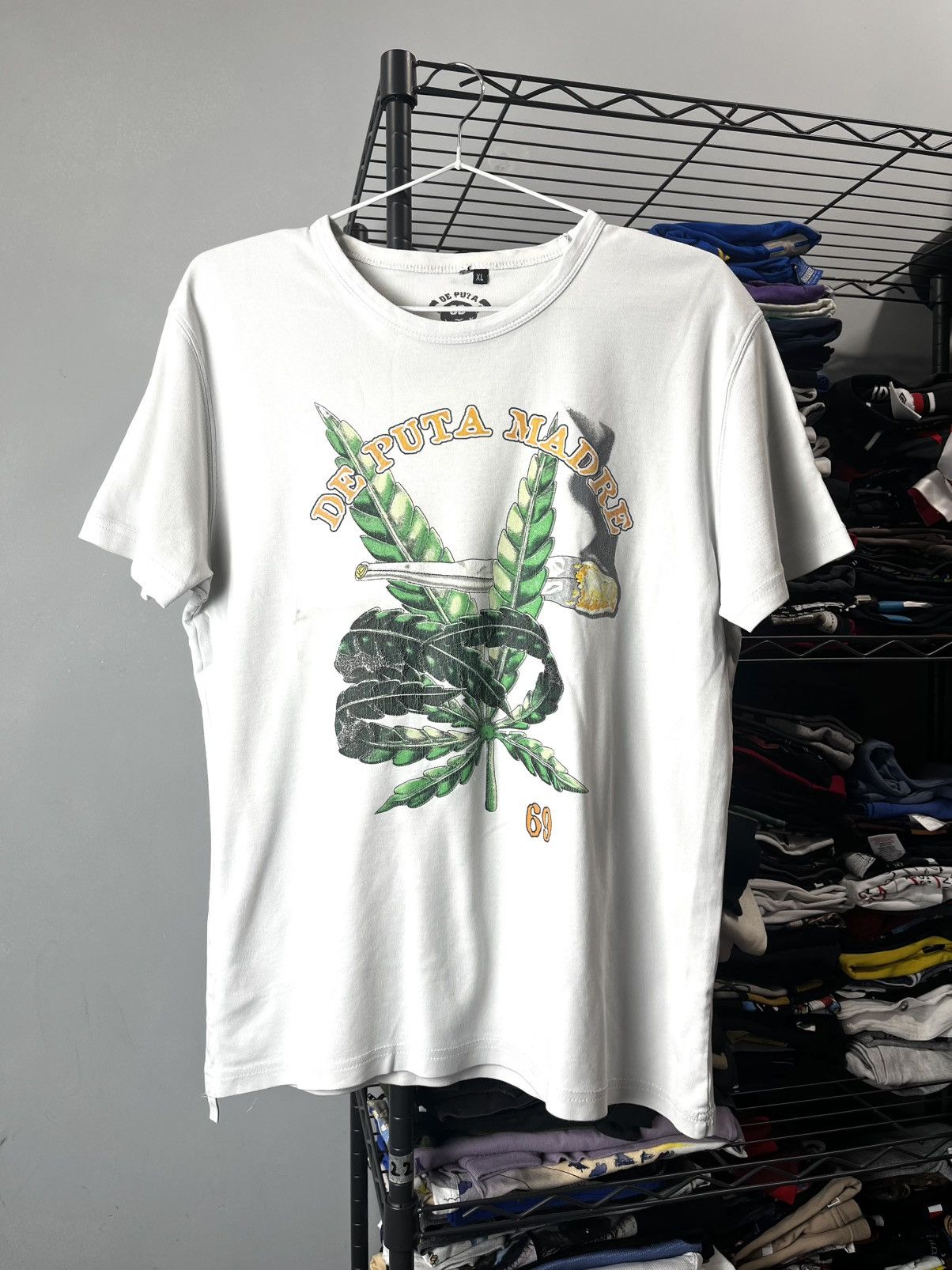Vintage Vintage De Puta Madre Marijuana Weed T Shirt Size US XL / EU 56 / 4 - 1 Thumbnail