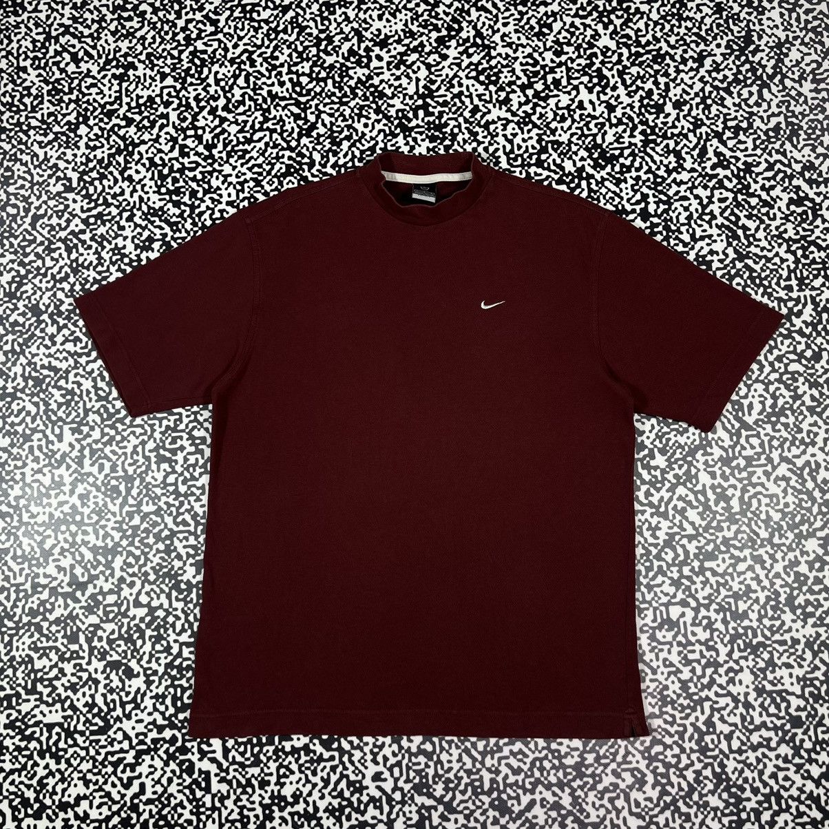 Vintage Y2K Nike Golf Swoosh Logo Retro Sport Style T-shirt