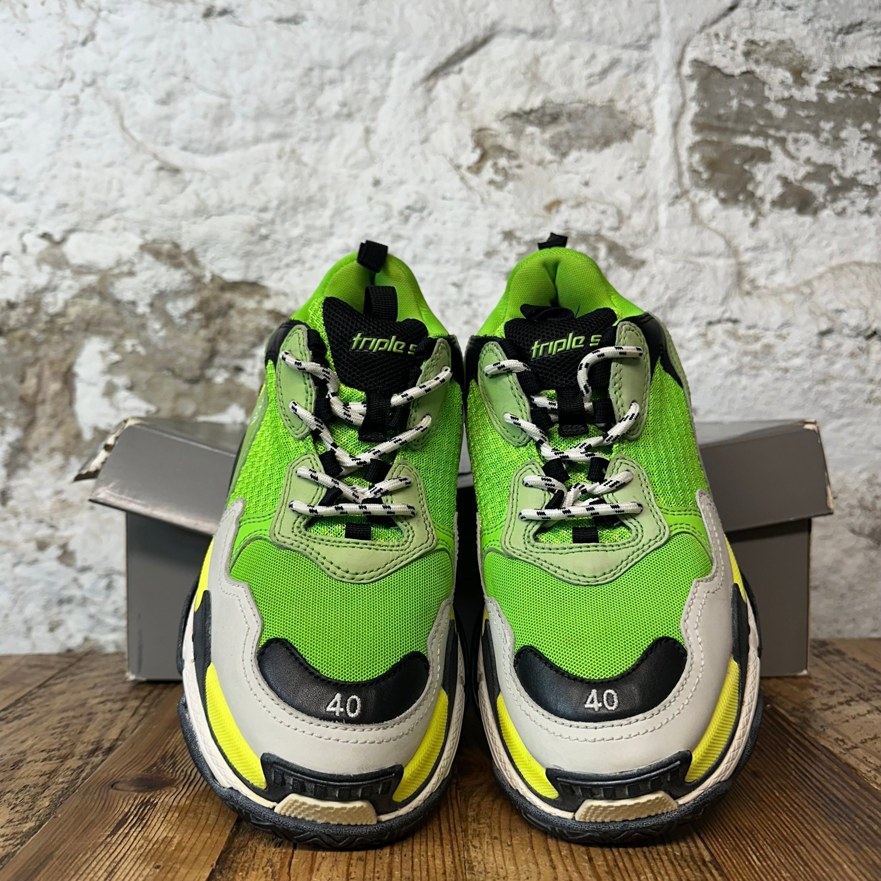 Balenciaga Balenciaga Triple S Green Yellow Black Sneaker Sz 7 (40) Size US 7 / EU 40 - 3 Thumbnail