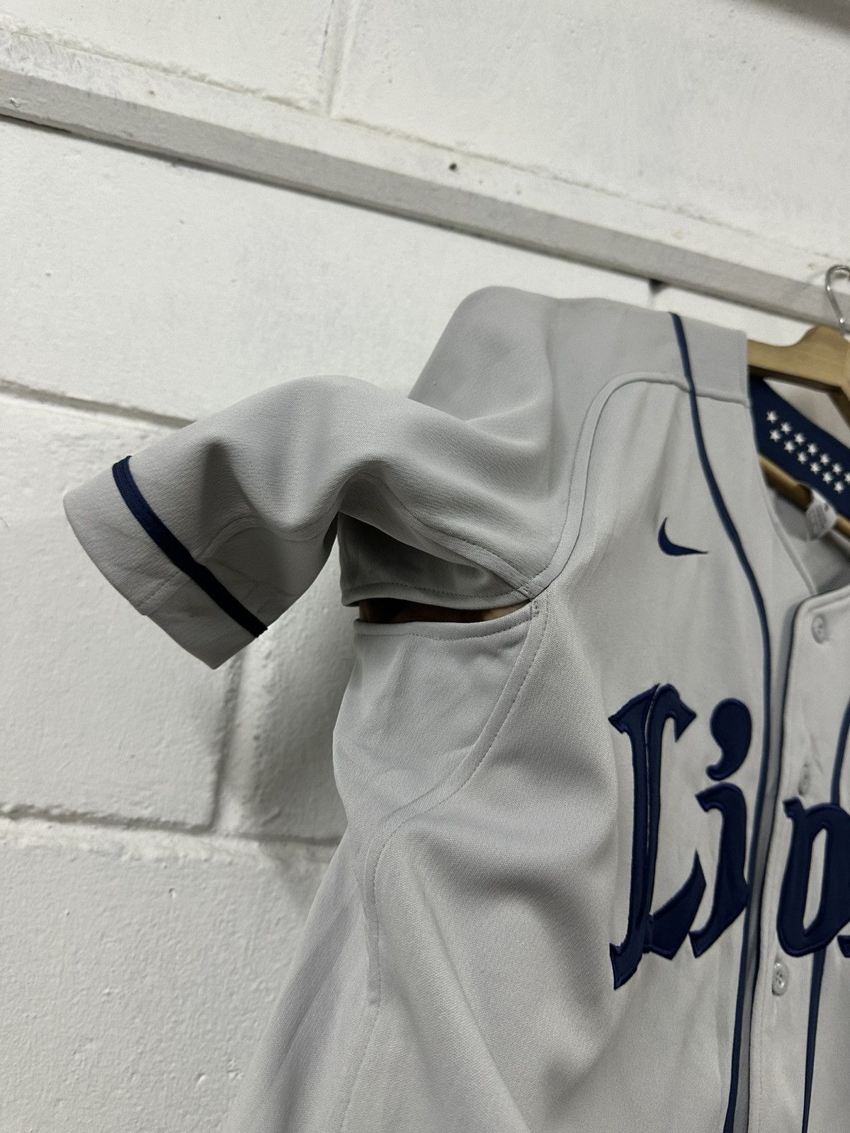 Nike Nike Lions Saitama Seibu Baseball Jersey Shirt Size US XL / EU 56 / 4 - 14 Thumbnail