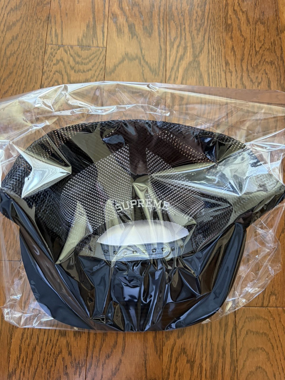 Playboy × Supreme Supreme x Playboy Mesh Back 5-Panel Black cap hat Size ONE SIZE - 4 Thumbnail