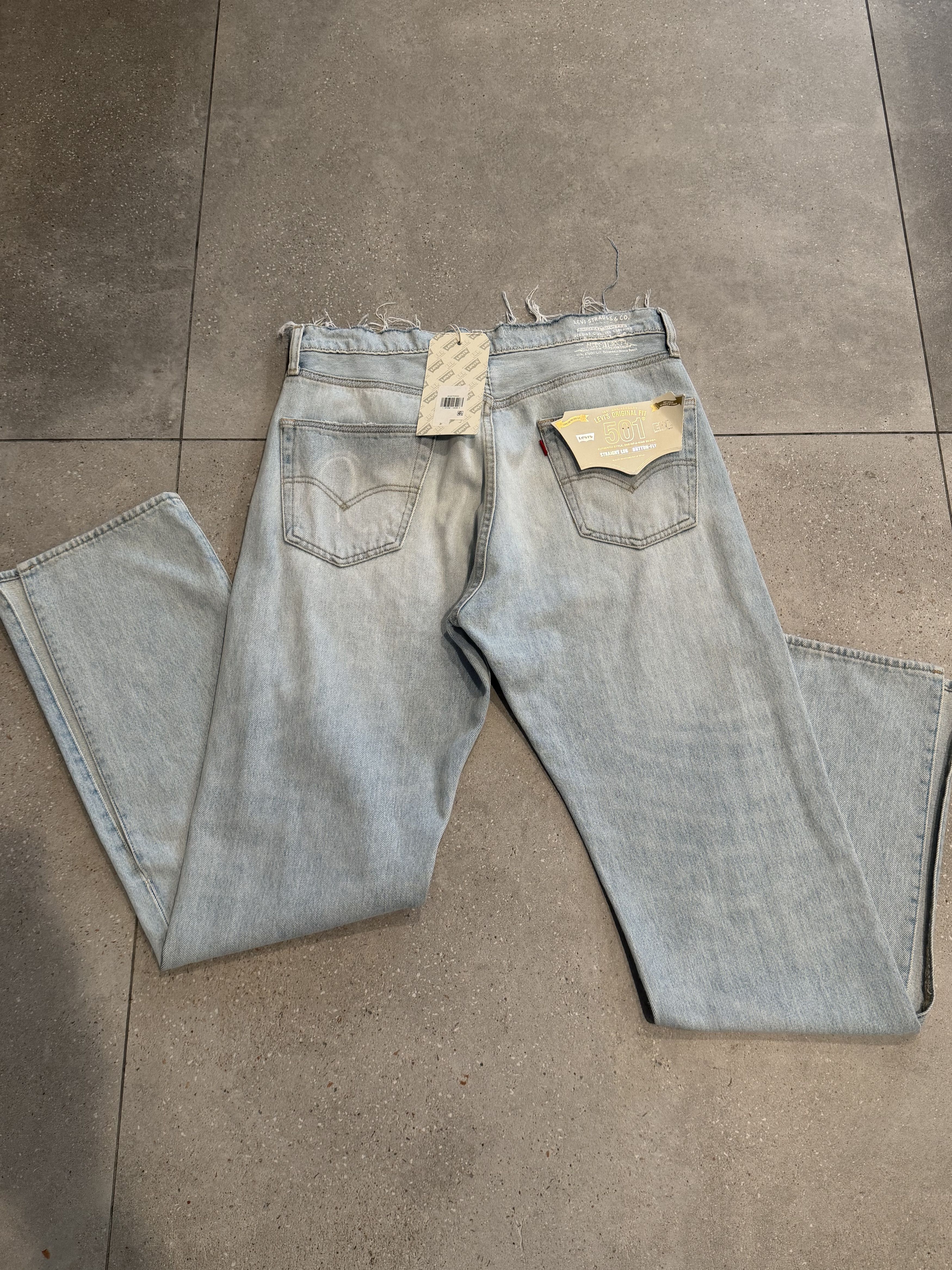ERL × Levi's ERL x Levi's® 501 low-rise straight jeans Size US 31 - 2 Thumbnail