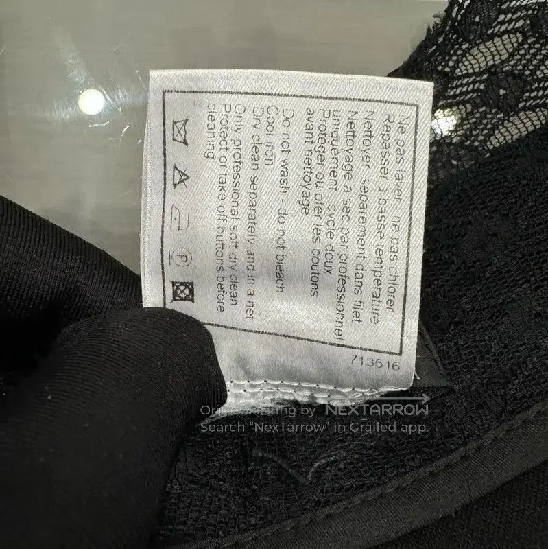 Chanel Chanel Black Wool Skirt with Lace Hem . Size 23" - 6 Thumbnail