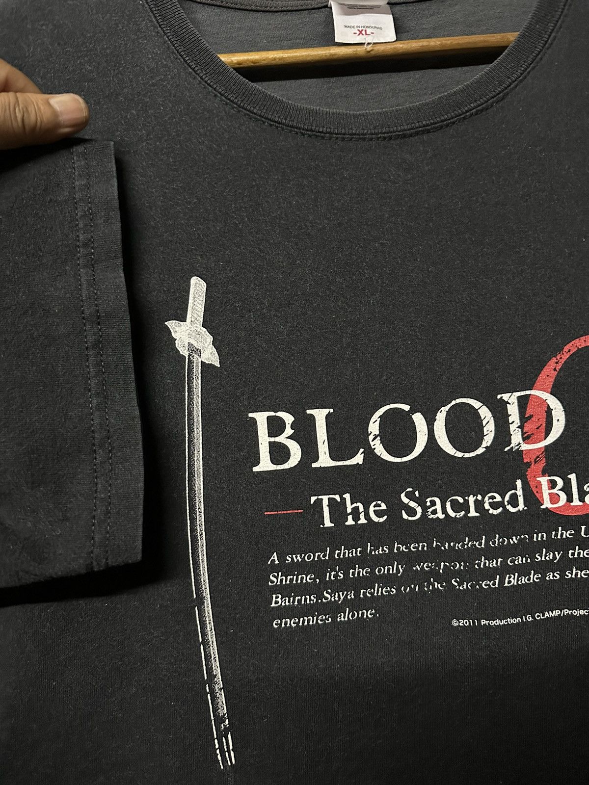 Anime Vintage Anime Blood C The Sacred Blade Sun Faded Tee Anvil Size US XL / EU 56 / 4 - 6 Thumbnail