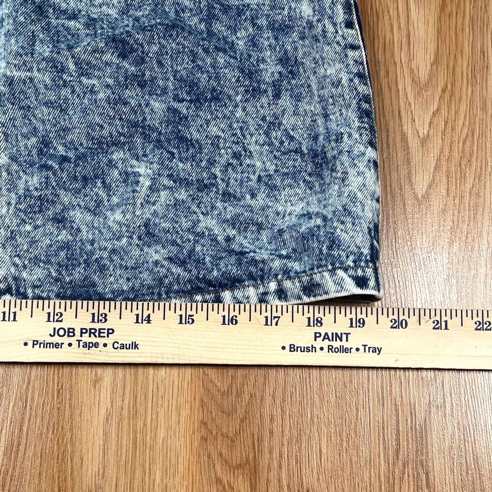 Vintage VINTAGE First Denim Skirt Women’s 7 Blue Wash Knee Length Straight & Pencil Skirt Womens 7 Blue Jeans Size 28" / US 6 / IT 42 - 7 Thumbnail
