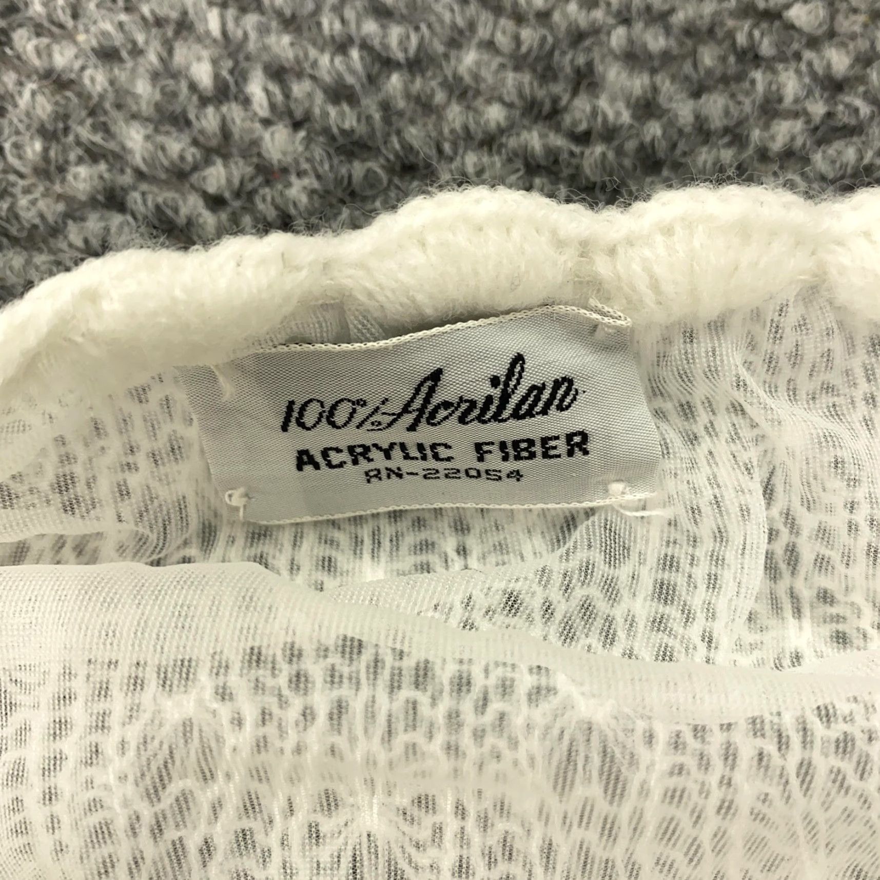 Vintage VINTAGE Acrilan Cardigan Womens Small White Knit Sweater Nylon Lined 60s 70s Size S / US 4 / IT 40 - 6 Thumbnail