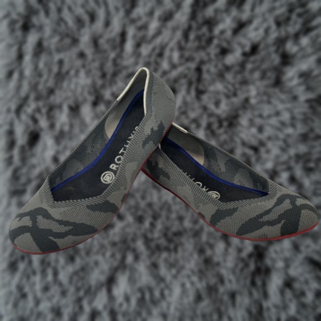 Rothy's Rothy’s Round Toe Ballet Flat Size 9.5 Grey Camouflage V Cut Knit - Retired - Pre-owned Good - Women’s Flat Shoes Size US 7 / IT 37 - 1 Thumbnail