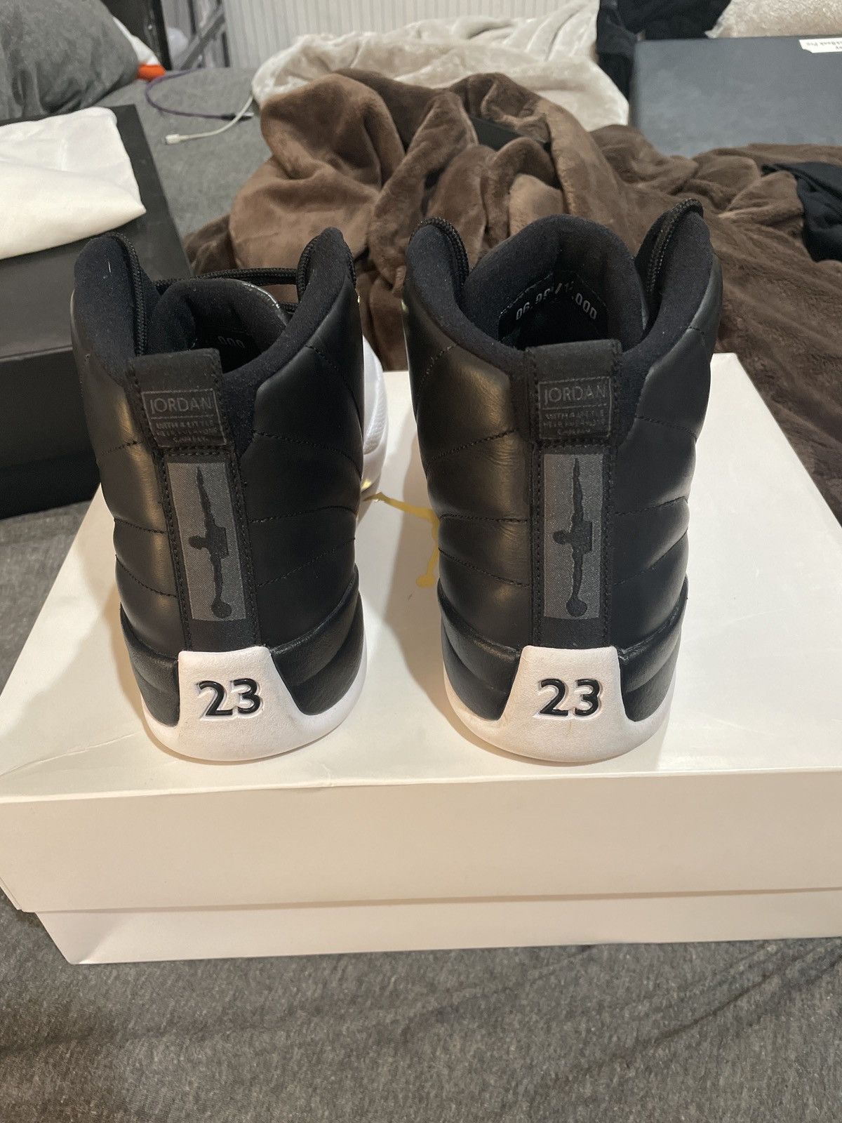 Jordan Brand Air Jordan 12 Wings 2016 Size 11.5 Size US 11.5 / EU 44-45 - 4 Thumbnail