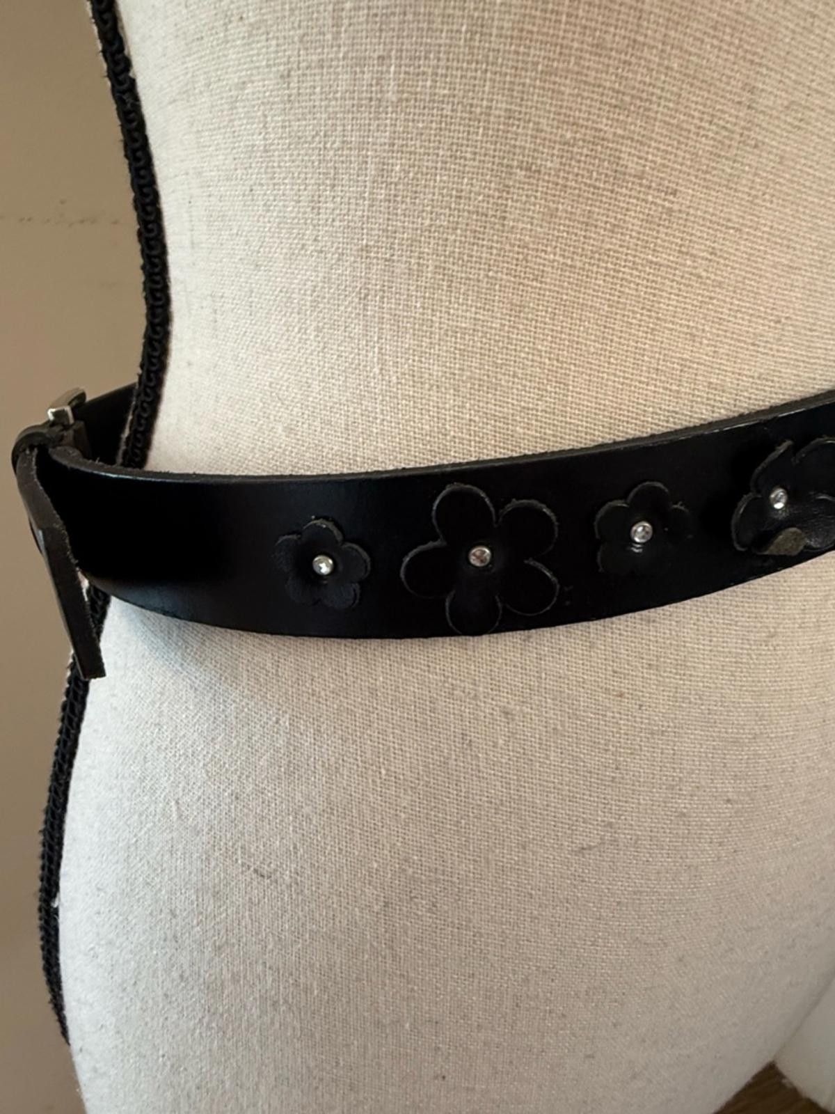 Other Sangiorgio black floral leather belt silver buckle SZ SM Size ONE SIZE - 3 Thumbnail
