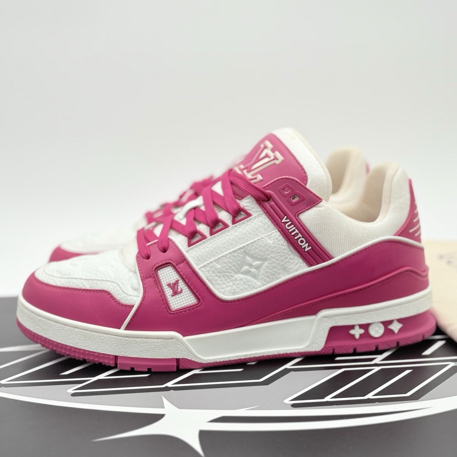 Louis Vuitton Louis Vuitton Trainer ' White Pink ' | EXCELLENT COND! Size US 11.5 / EU 44-45 - 1 Thumbnail