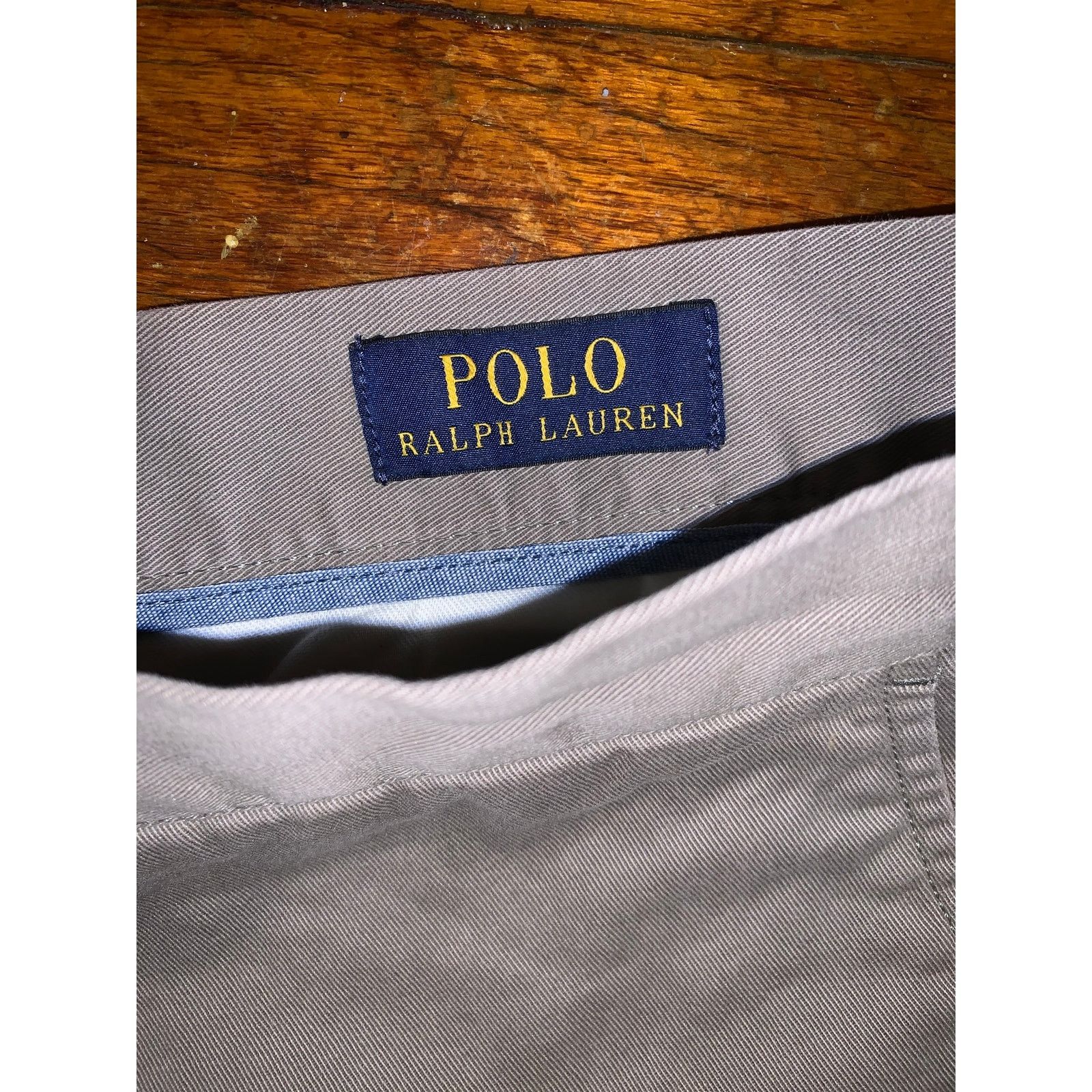 Polo Ralph Lauren Polo Ralph Lauren Light Gray Chino Shorts Men’s Size 34 Size US 34 / EU 50 - 4 Thumbnail
