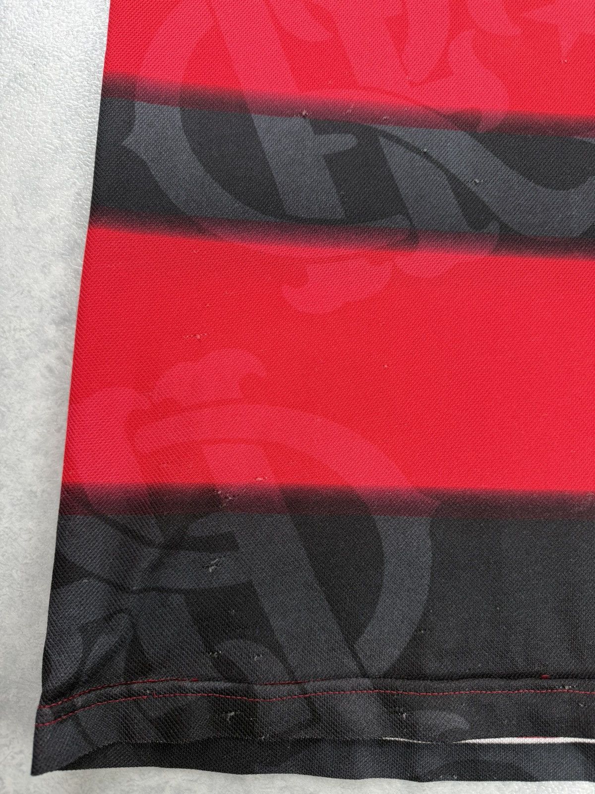 Vintage CR Flamengo Retro Soccer Jersey #11 Petrobras Size XL Size US XL / EU 56 / 4 - 3 Thumbnail