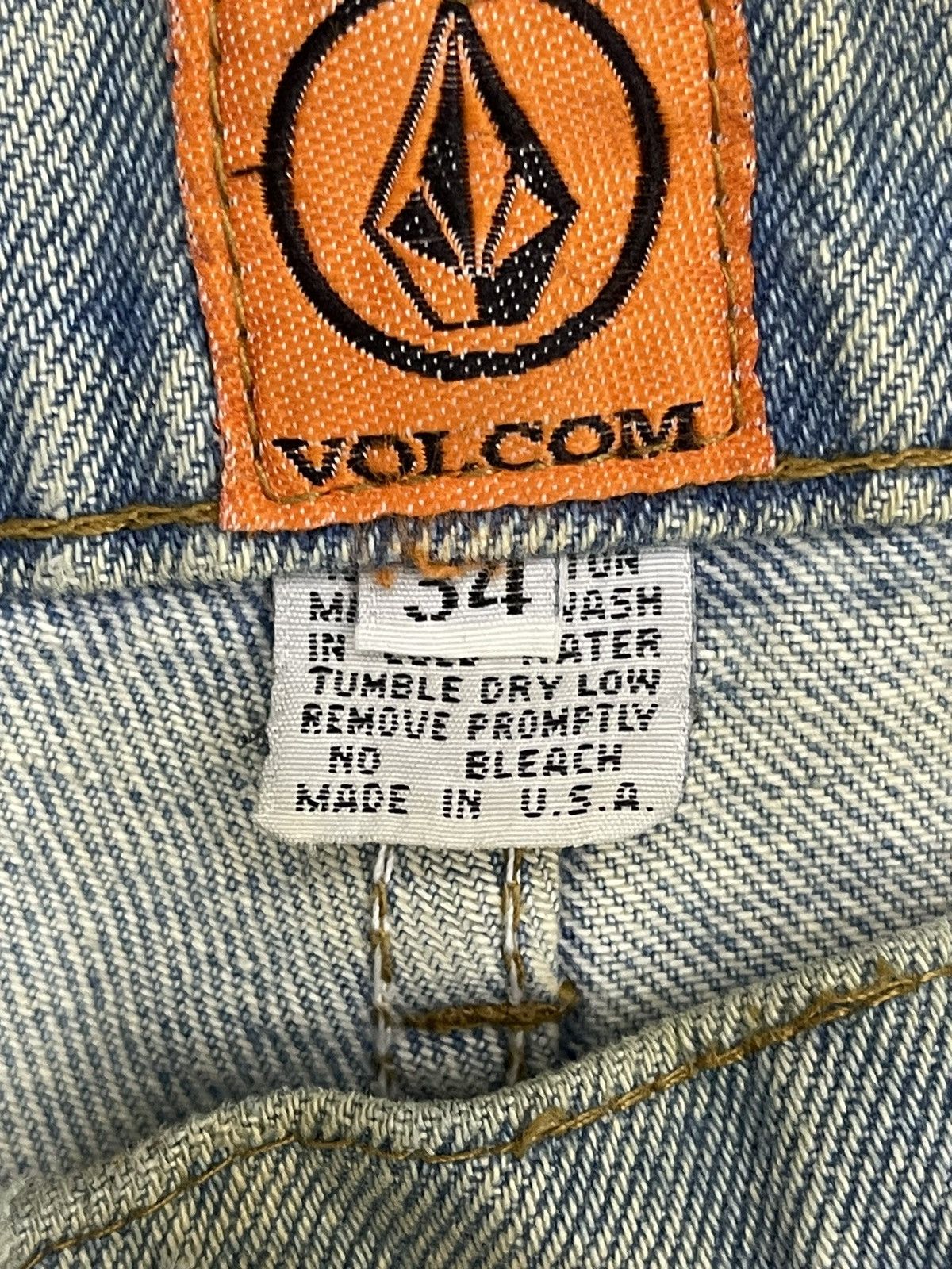 Vintage Volcom Baggy Fly Button Denim
