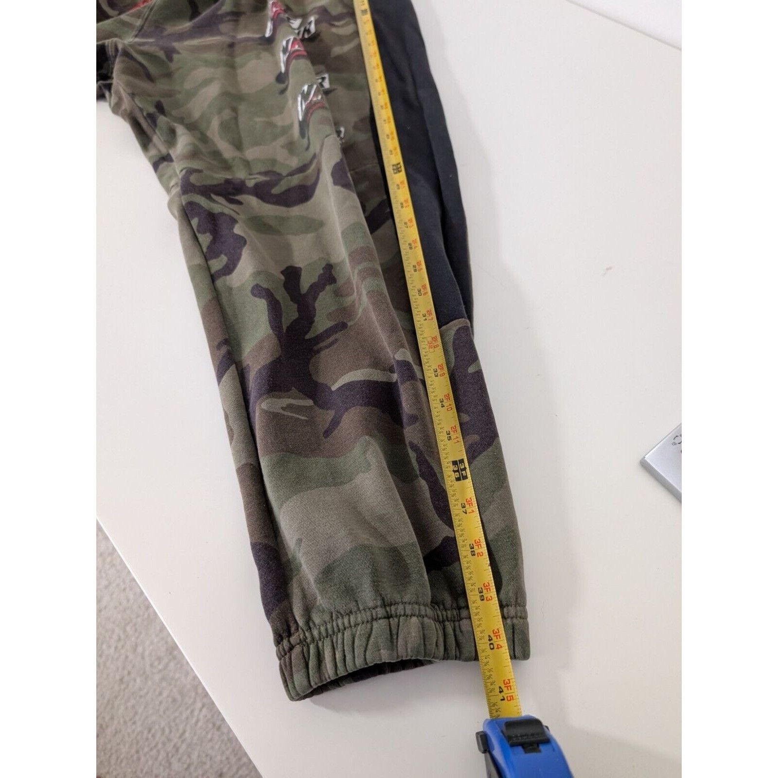 Nike Nike Air Jordan Camo Logo Joggers Sweatpants Mens Size XXL Size US 34 / EU 50 - 12 Thumbnail