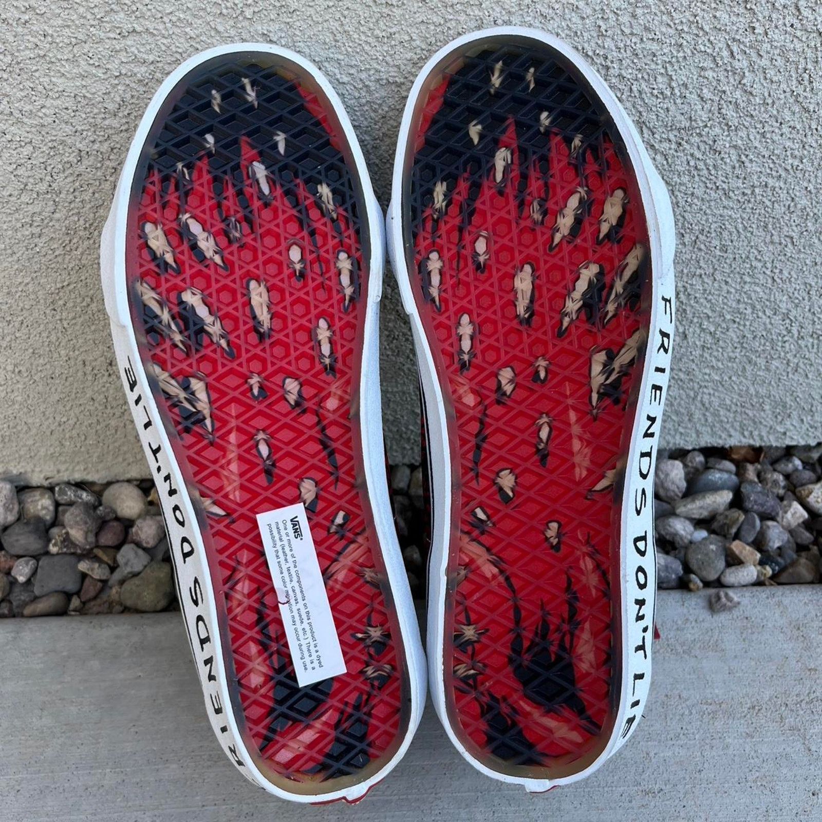 Vans STRANGER THINGS X VANS COLLAB! Size US 10 / EU 43 - 4 Thumbnail