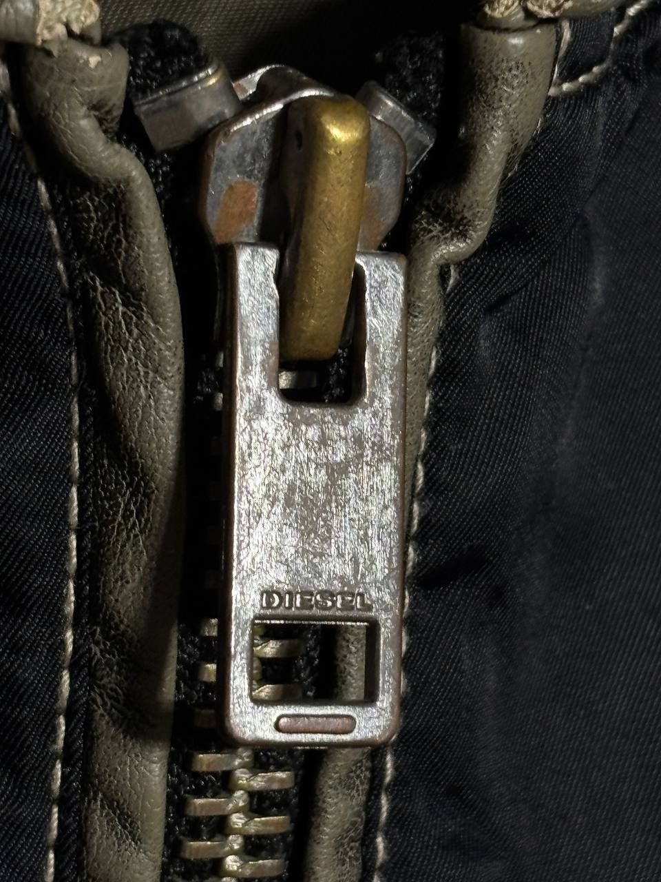 Diesel Vintage Diesel Nylon Leather Inserts RARE Bomber Jacket Size US L / EU 52-54 / 3 - 12 Thumbnail