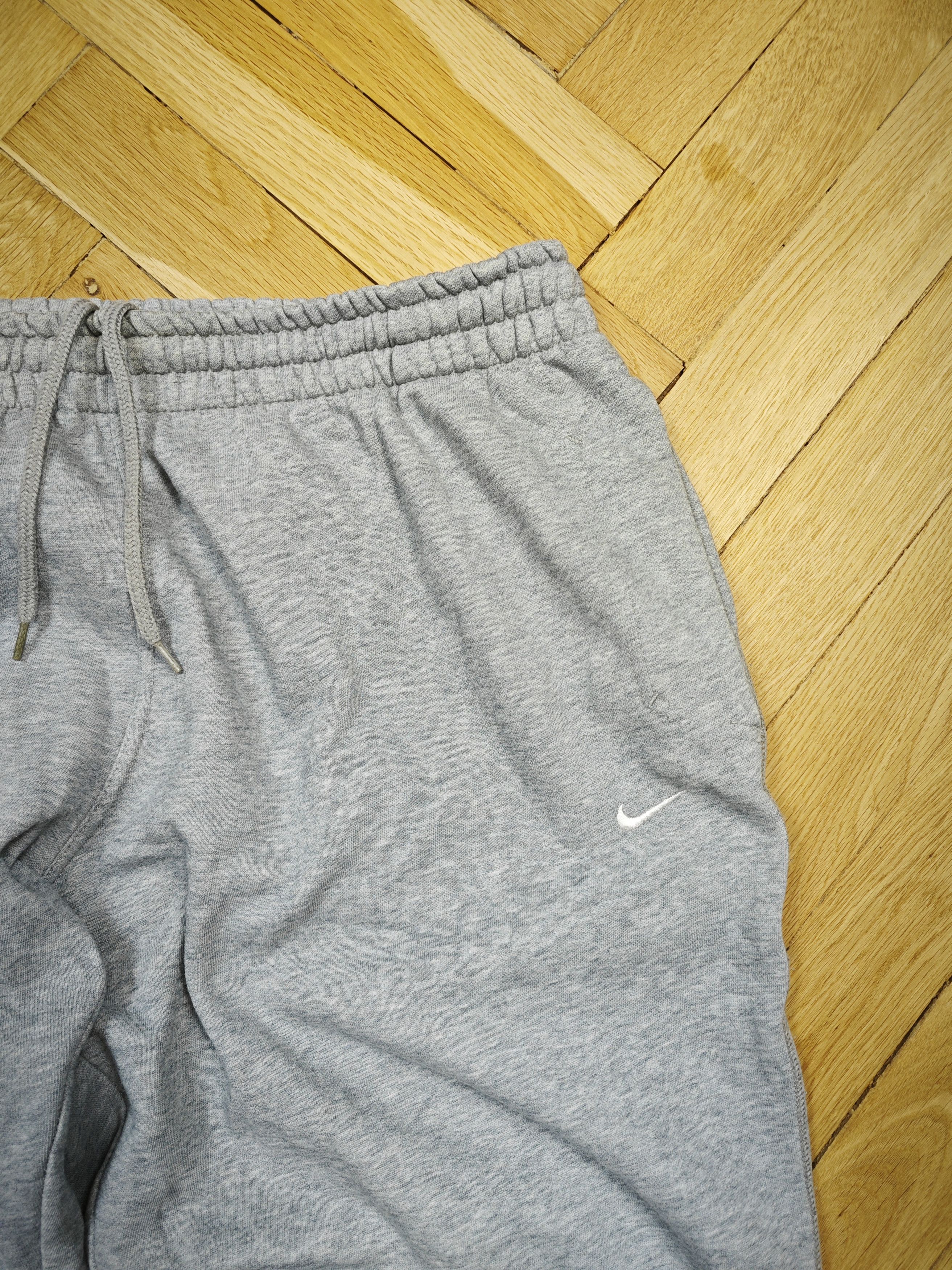 Nike Nike vintage pants Size US 35 - 2 Thumbnail