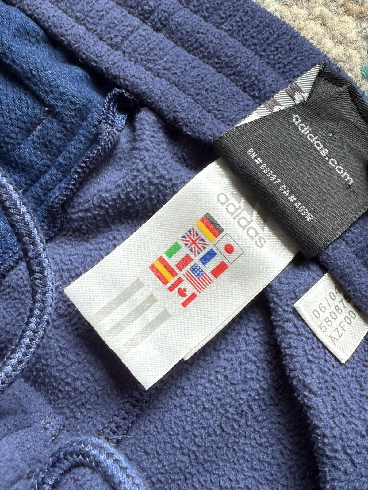 Adidas Vintage Adidas Fleece Track Pants Size US 36 / EU 52 - 5 Thumbnail