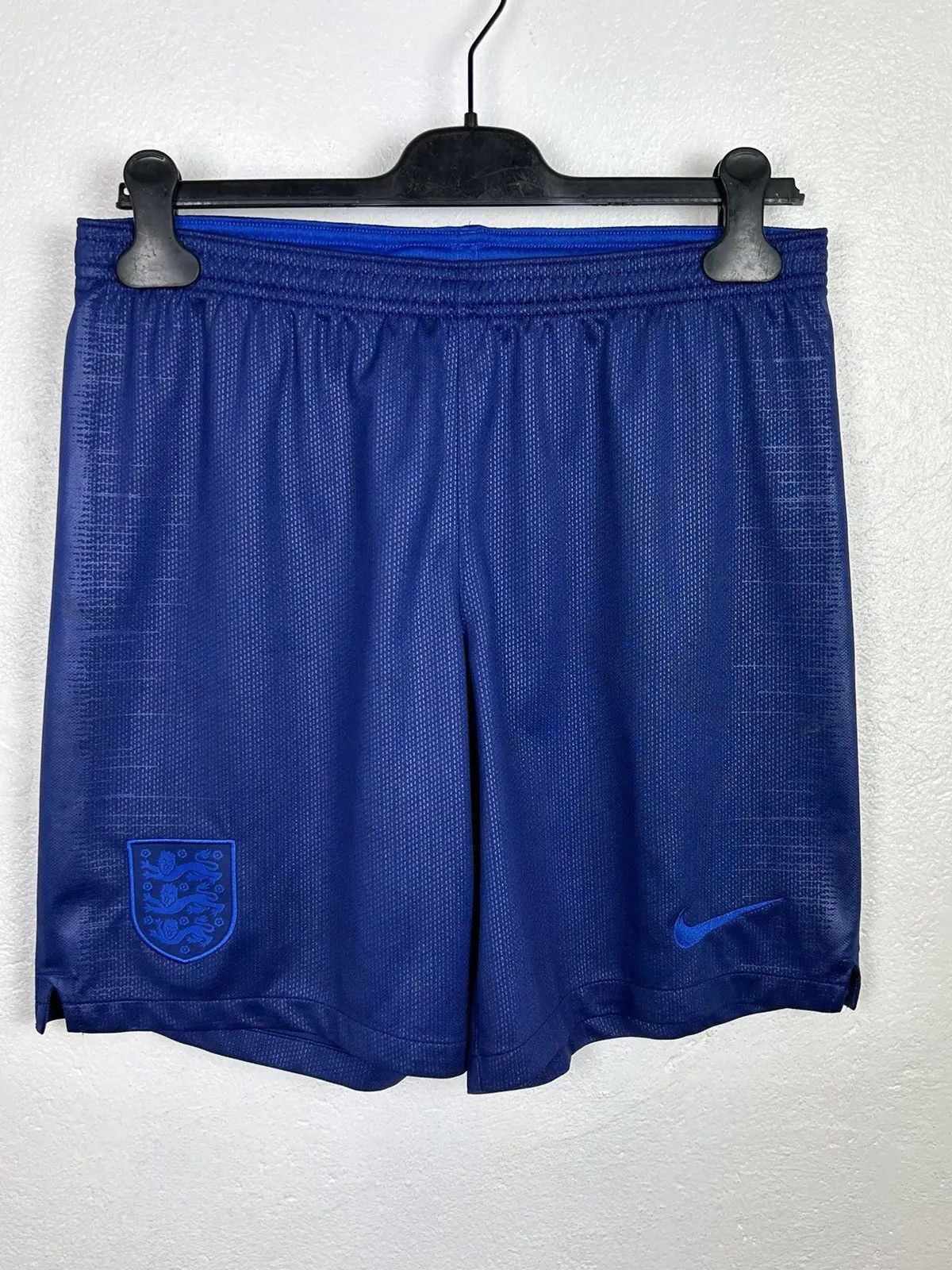 Nike Nike x England 2018/20 Home Kit World Cup Soccer Shorts Size US 32 / EU 48 - 1 Thumbnail