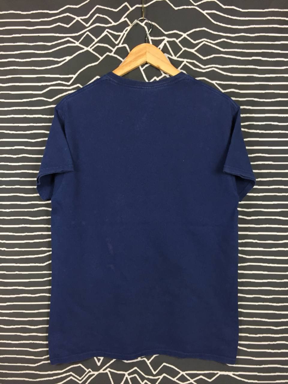 Band Tees × Vintage Vtg Johnny Cash A Man With Issue Rock Band Tee Size US M / EU 48-50 / 2 - 5 Thumbnail