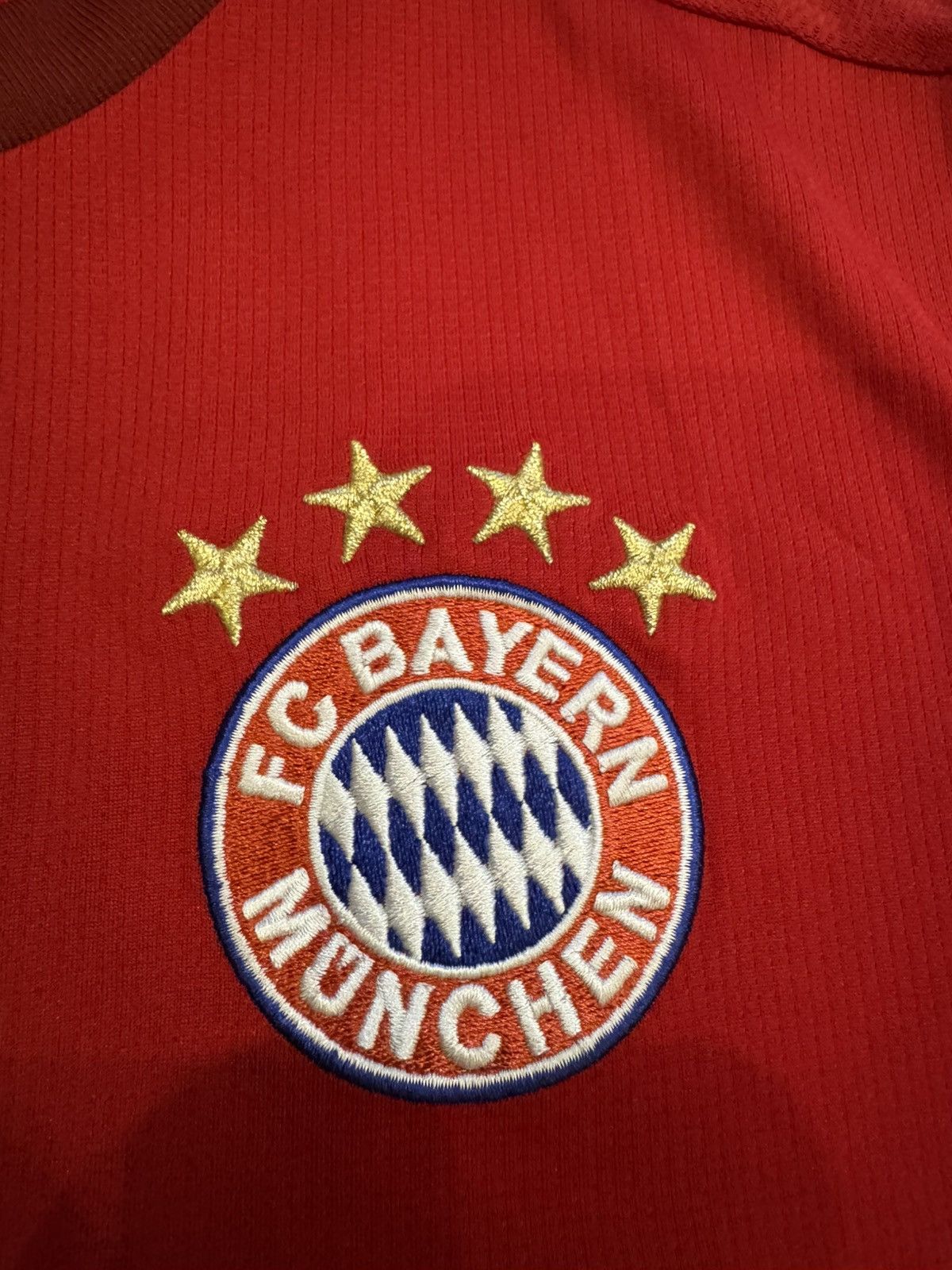 Adidas BAYERN MUNICH 2015 2016 HOME FOOTBALL SHIRT ADIDAS SIZE L Size US L / EU 52-54 / 3 - 7 Thumbnail