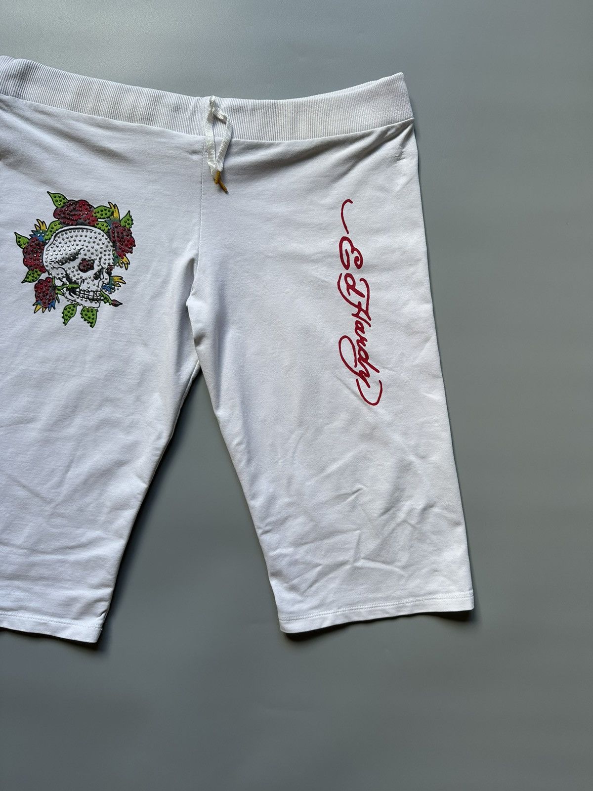 Ed Hardy Ed Hardy Rhinestone Capri Pants White 3/4 Length Y2K Size L Size 35" - 4 Thumbnail
