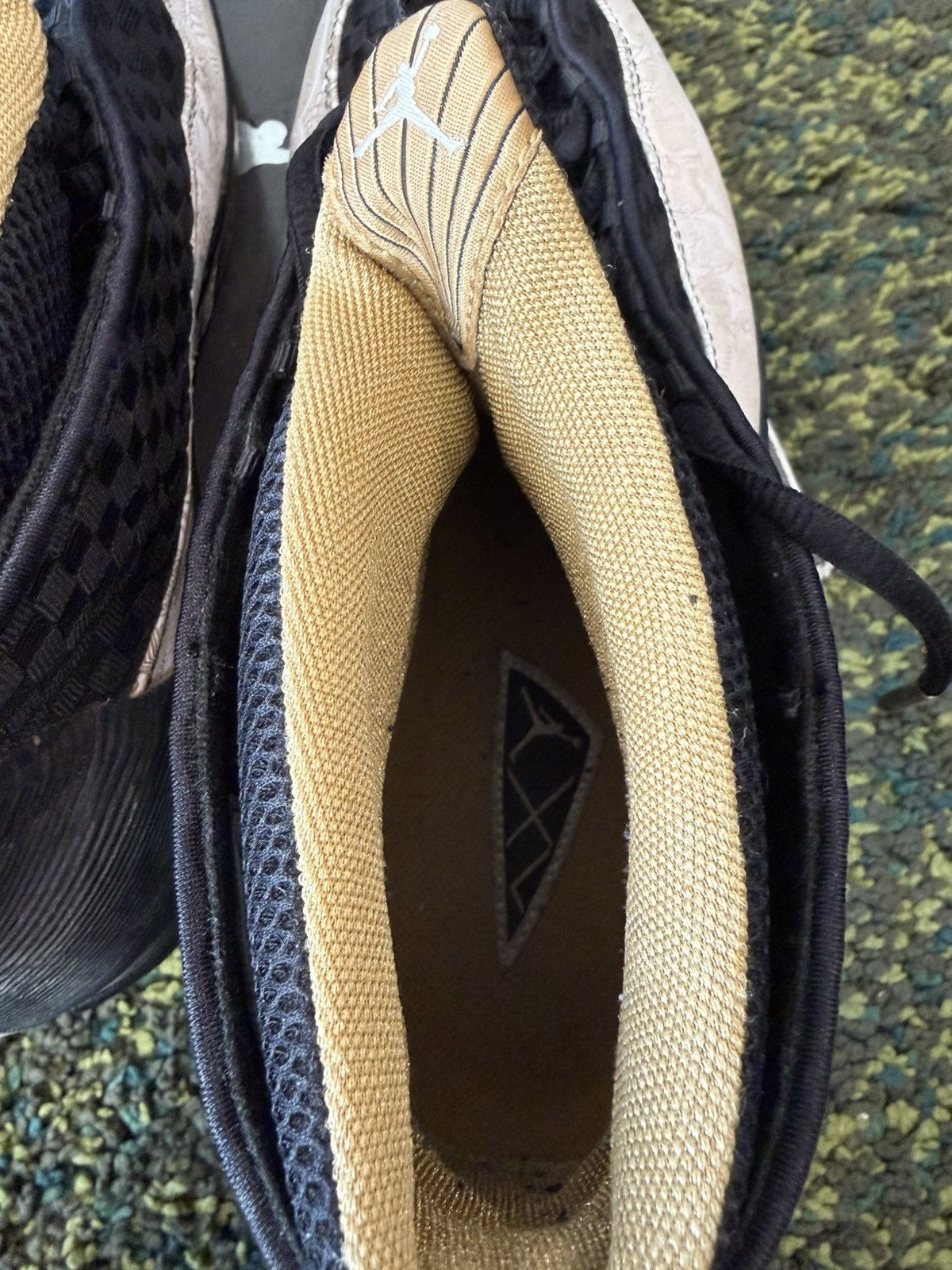 Jordan Brand Air Jordan 15 “Laser” Size US 10 / EU 43 - 7 Thumbnail