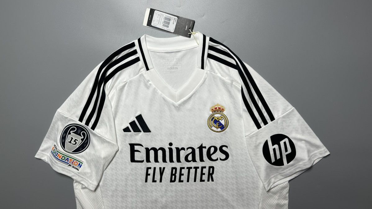 Adidas REAL MADRID ADIDAS 2024/2025 FOOTBALL HOME JERSEY #10 MODRIC Size US L / EU 52-54 / 3 - 3 Thumbnail