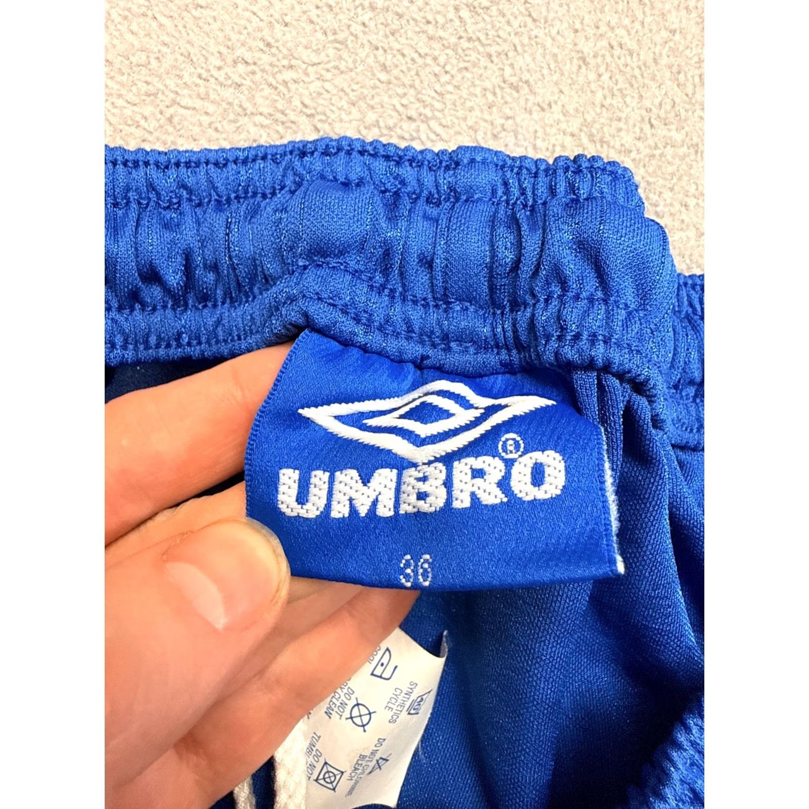 Umbro VINTAGE Umbro Training Shorts Blue Mens 36in Athletic Shorts Mens Blue 36 Reminder: Sportswear Activewear Mens Size US 36 / EU 52 - 3 Thumbnail