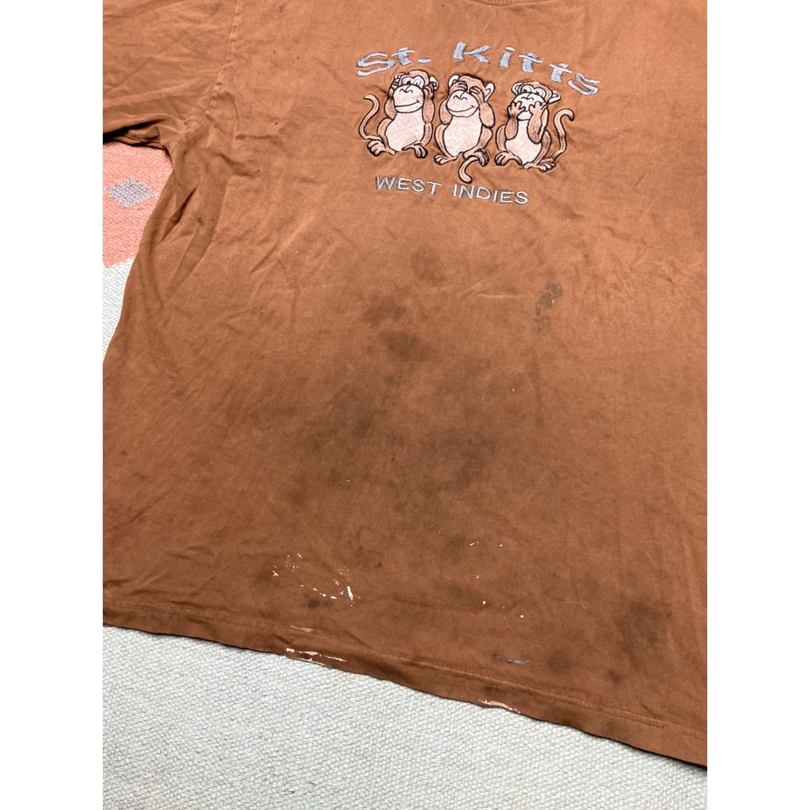 Vintage Vintage St Kitts Indies Monkey Embroidered T-Shirt Y2K Brown L User: Vintage St Kitts Indies Monkey Embroidered T-Shirt Y2K Brown L Size US L / EU 52-54 / 3 - 2 Thumbnail