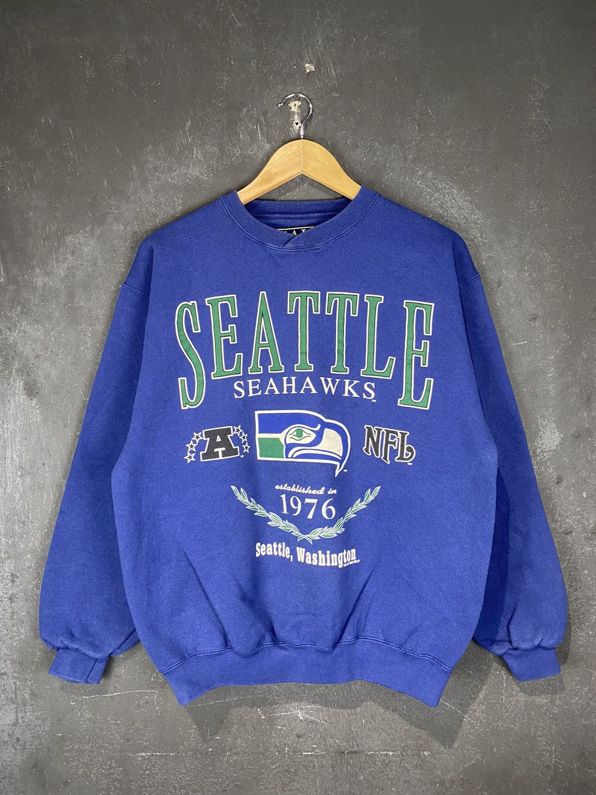 NFL 90s 1995 NFL Seattle Seahawks Washington Crewneck Size US M / EU 48-50 / 2 - 2 Thumbnail