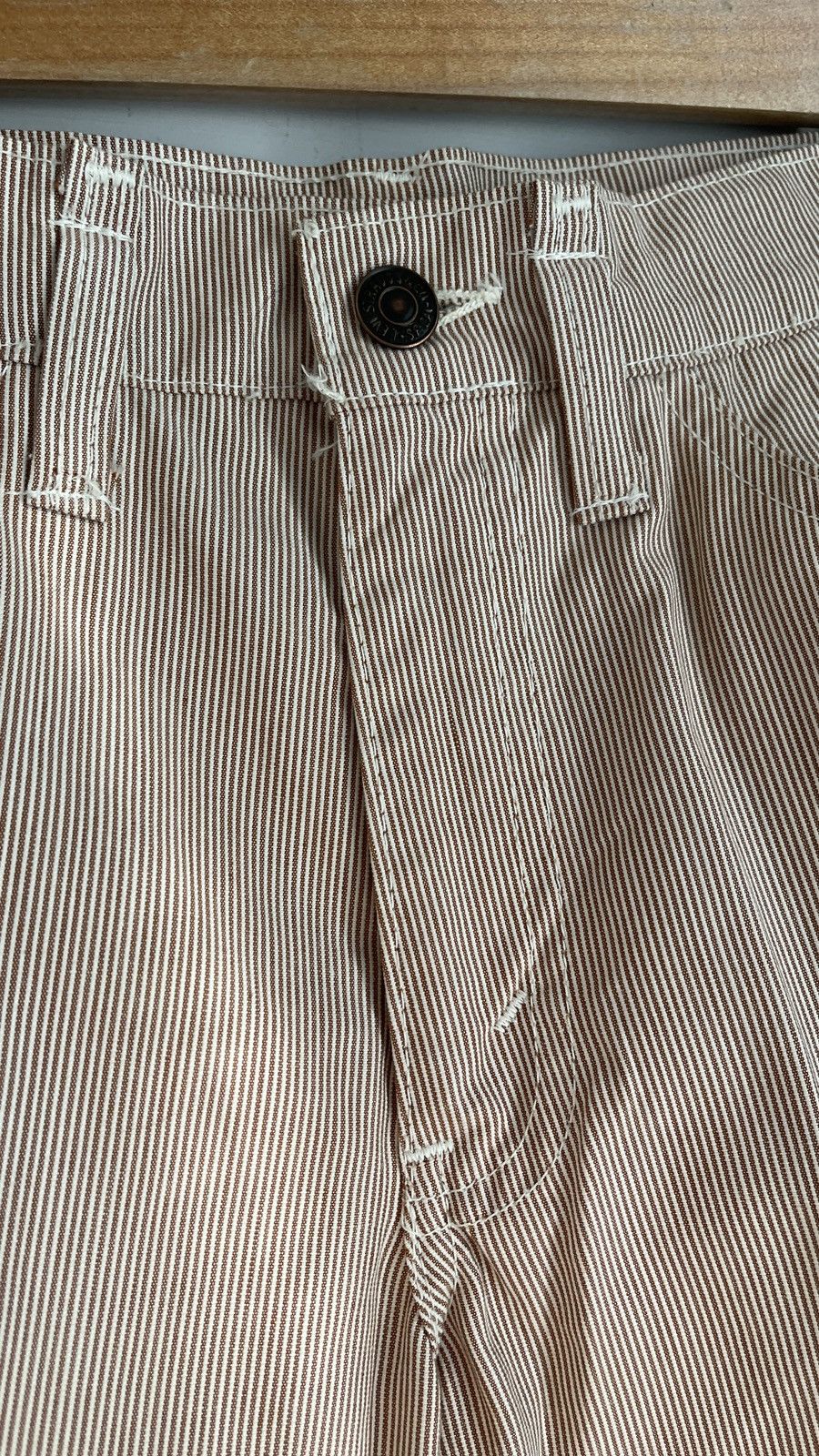 Levi's × Vintage 1960s Levi’s Big E pinstriped flared bell bottom slacks Size 28" / US 6 / IT 42 - 4 Thumbnail