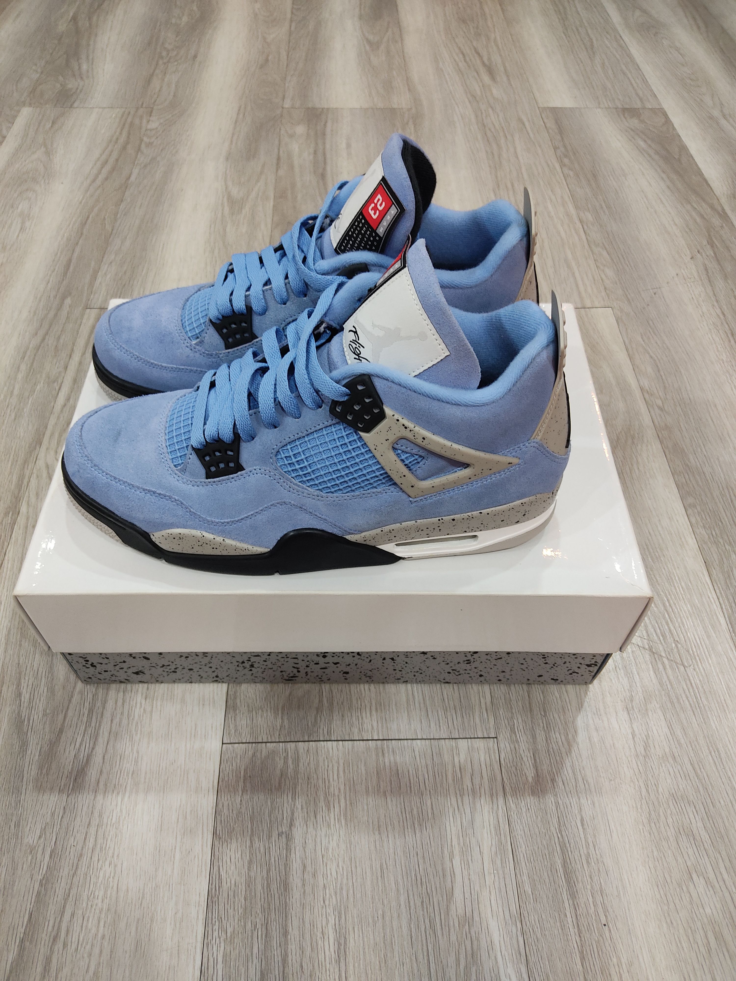 Jordan Brand AIR JORDAN 4 RETRO Size US 10 / EU 43 - 3 Thumbnail