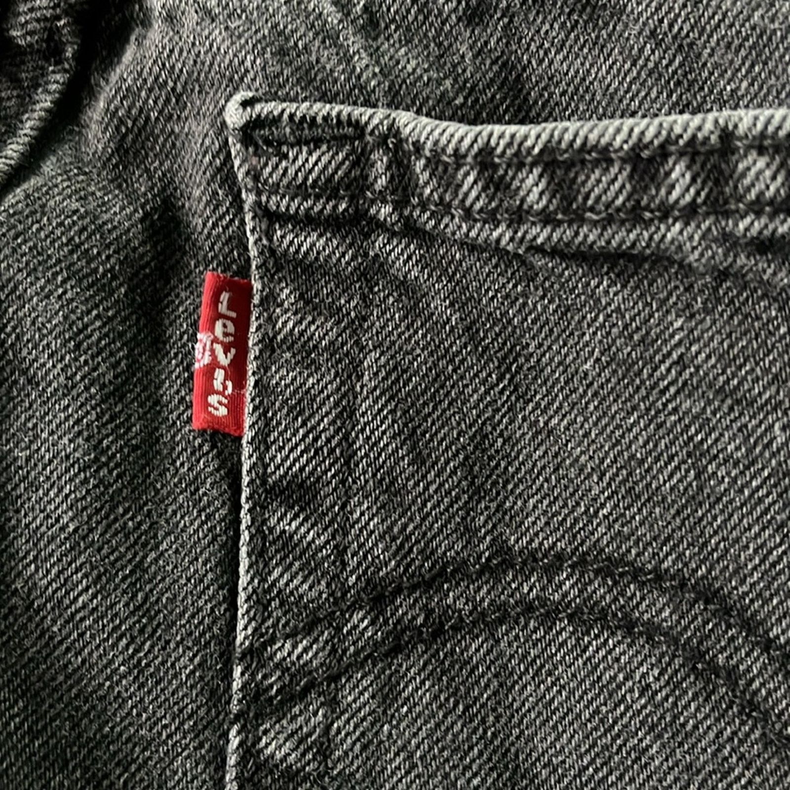 Levi's Levi’s 501 cutoff denim button fly shorts size 30 Size 30" / US 8 / IT 44 - 8 Thumbnail