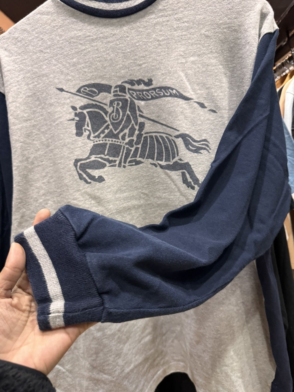 Burberry Prorsum 80s Burberrys USA Prorsum Knight Raglan Sweatshirt Grey Navy Size US M / EU 48-50 / 2 - 6 Thumbnail