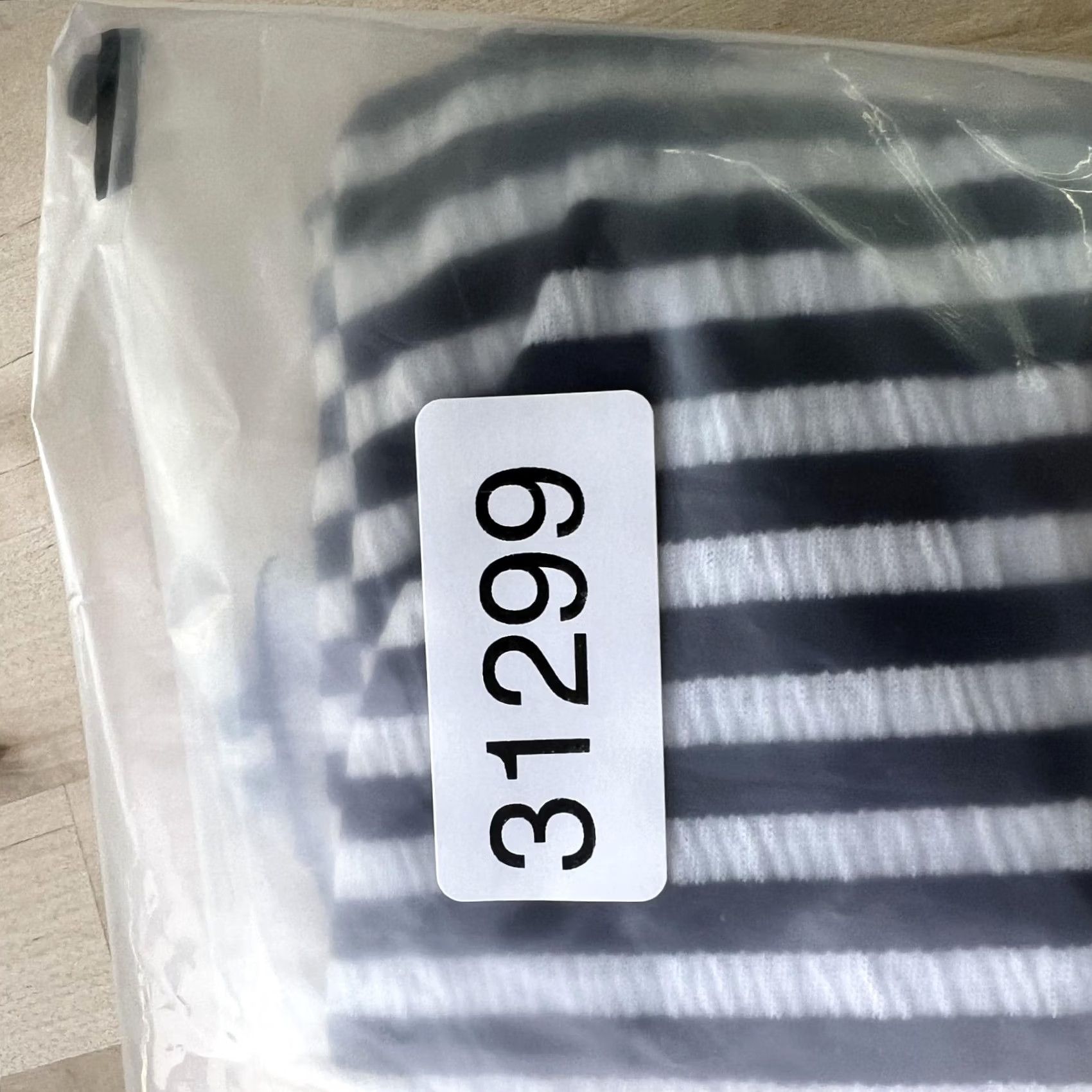 Vintage Max Studio Shirt Womens Medium Black White Stripe Ruffle Bell 3/4 Sleeve Crew Neck Jersey Top Size M / US 6-8 / IT 42-44 - 5 Thumbnail