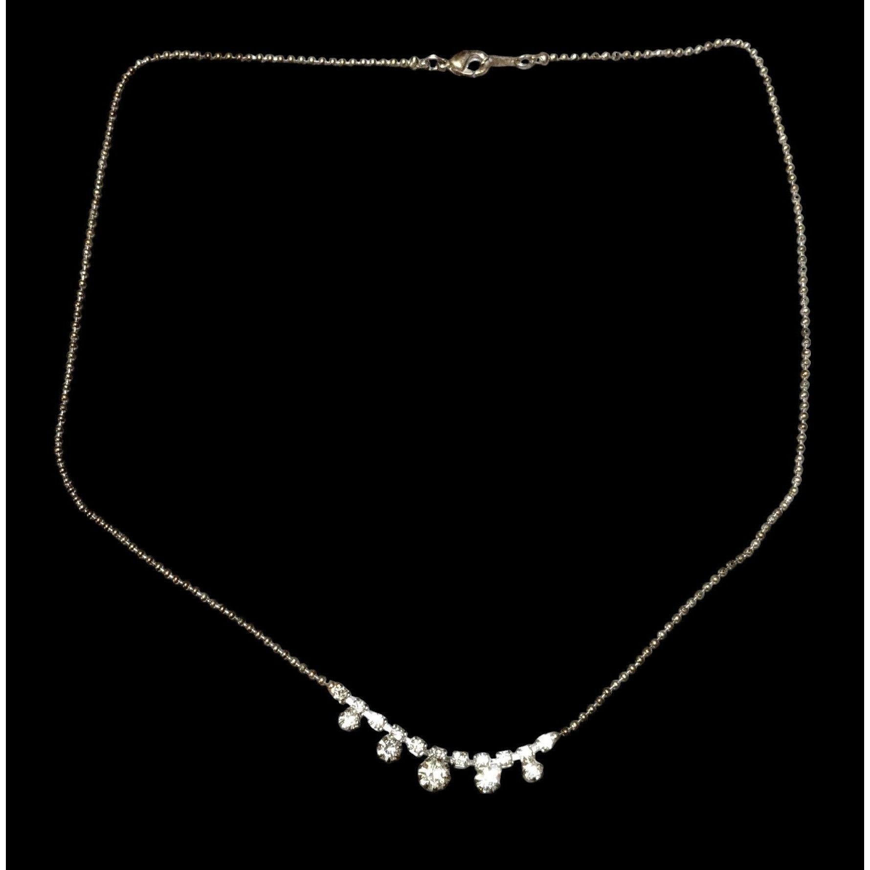 Other Minimalist Glam Silver Rhinestone Necklace Size ONE SIZE - 1 Thumbnail