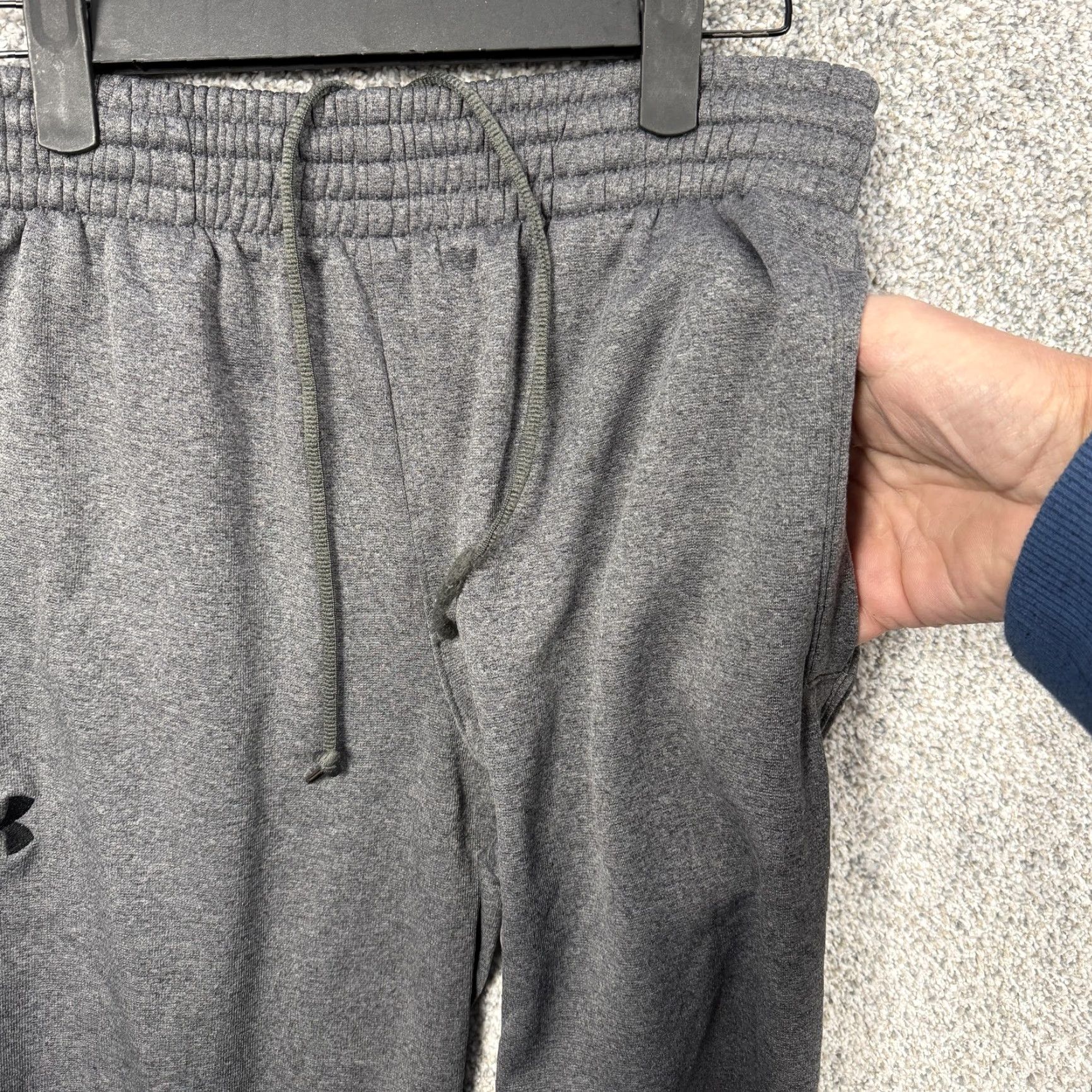 Under Armour Under Armour Mens Small Gray Fleece Sweatpants Drawstring Adjustable Waist Pockets Gym & Training Sweatpants Size US 29 - 6 Thumbnail