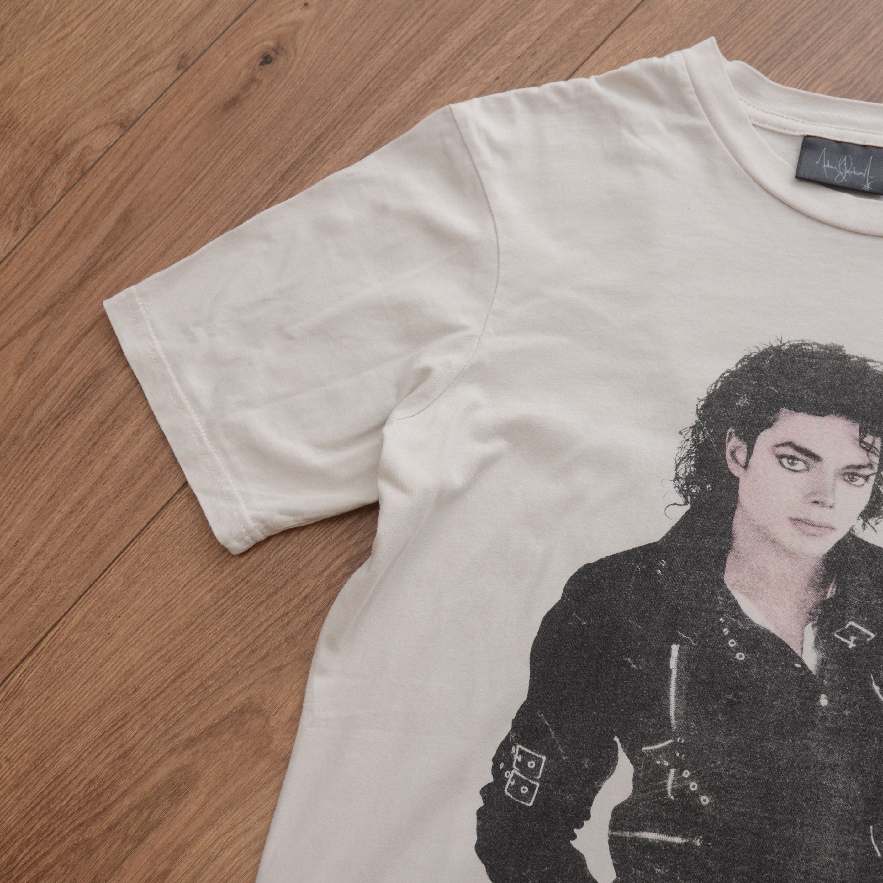 Band Tees Michael Jackson 1988 Bad Tour T-Shirt M Double Sided Unisex Size US M / EU 48-50 / 2 - 9 Thumbnail
