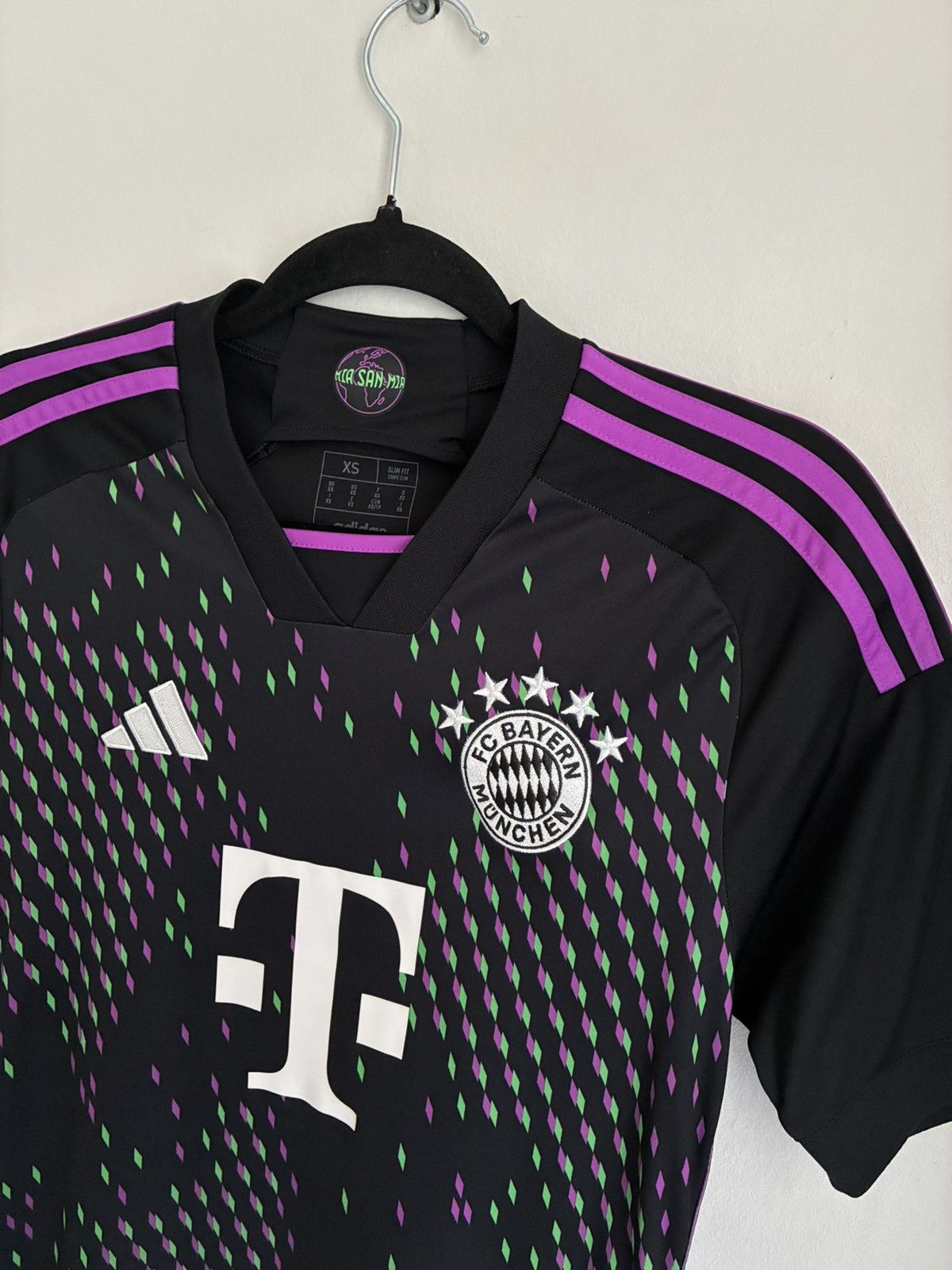 Adidas Adidas Bayern München Müller Jersey football soccer FC tee Size US XS / EU 42 / 0 - 3 Thumbnail
