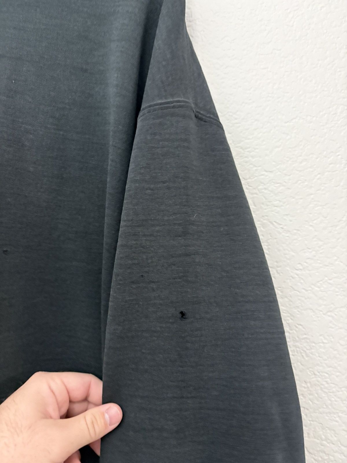 Kanye West Kanye West Saint Pablo Wolves 2016 Vintage Faded Hoodie Size US XL / EU 56 / 4 - 5 Thumbnail