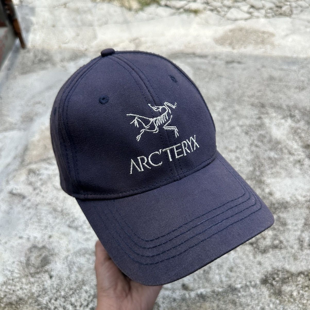 Arc'teryx Arc’teryx Traverse Logo Cap Navy Adjustable Gorpcore Outdoor Size ONE SIZE - 1 Thumbnail