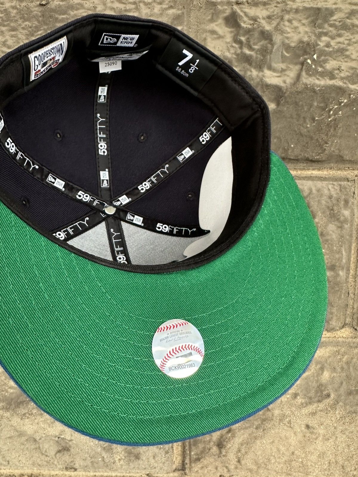MLB × New Era × Supreme 7 1/8 NEW YORK YANKEES X NEW YORK METS SUBWAY SERIES HAT Size ONE SIZE - 5 Thumbnail