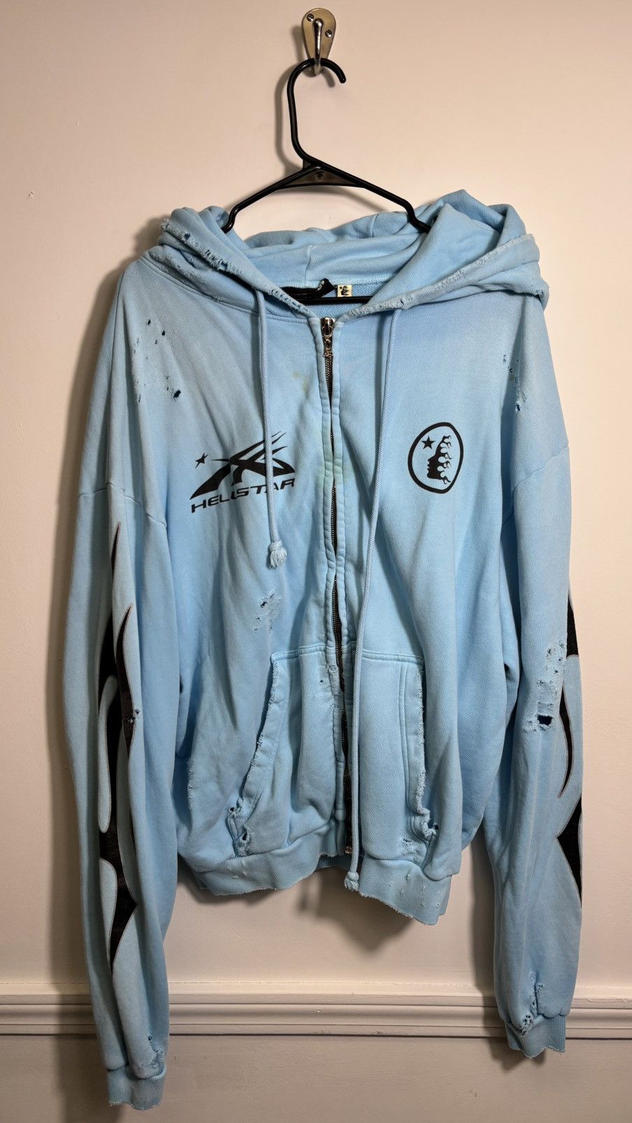 HELLSTAR HELLSTAR “STUDIOS” ZIP UP HOODIE - SIZE MEDIUM - (BLUE